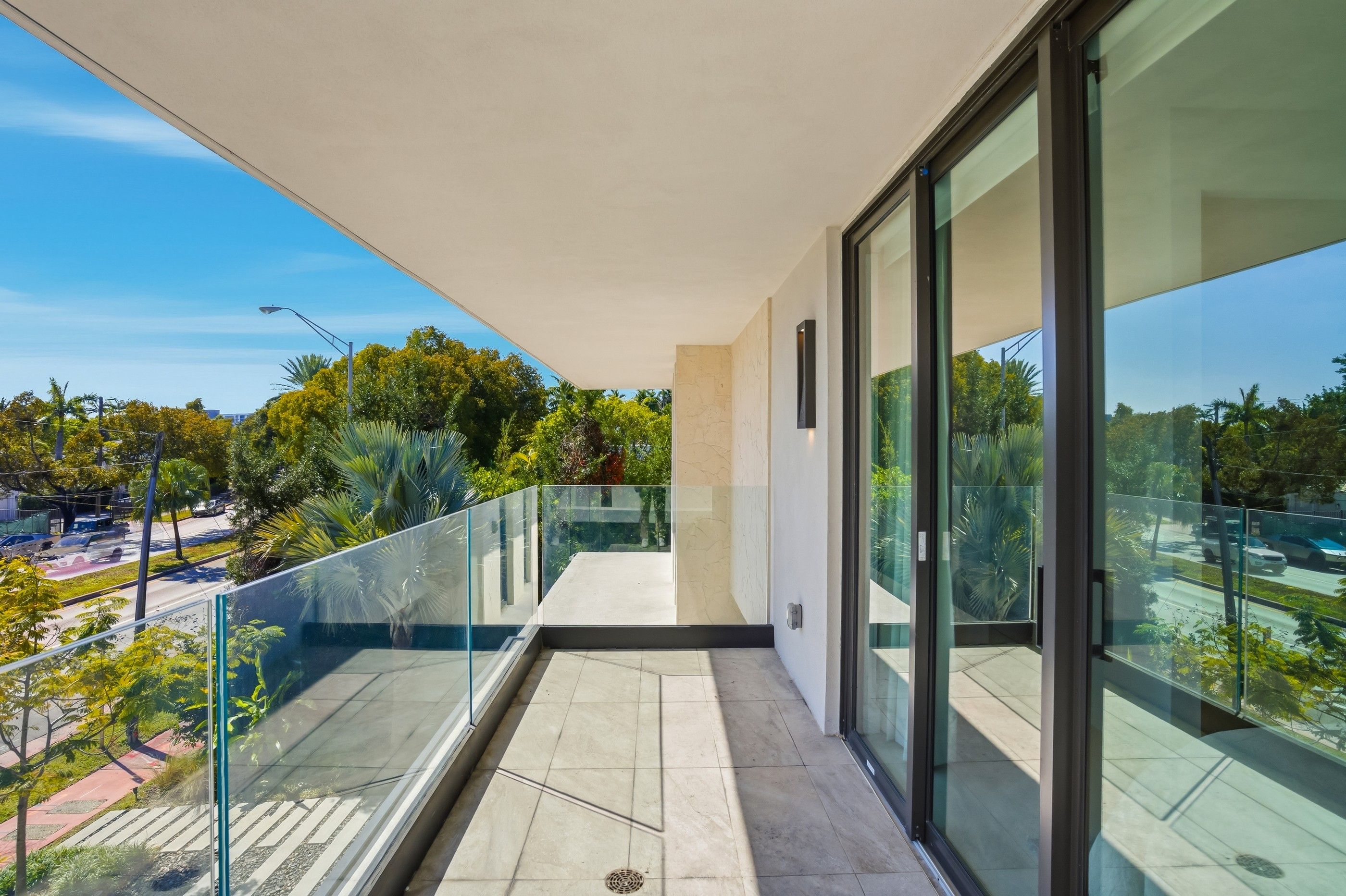 4354 Alton Road Miami Beach FL 33140