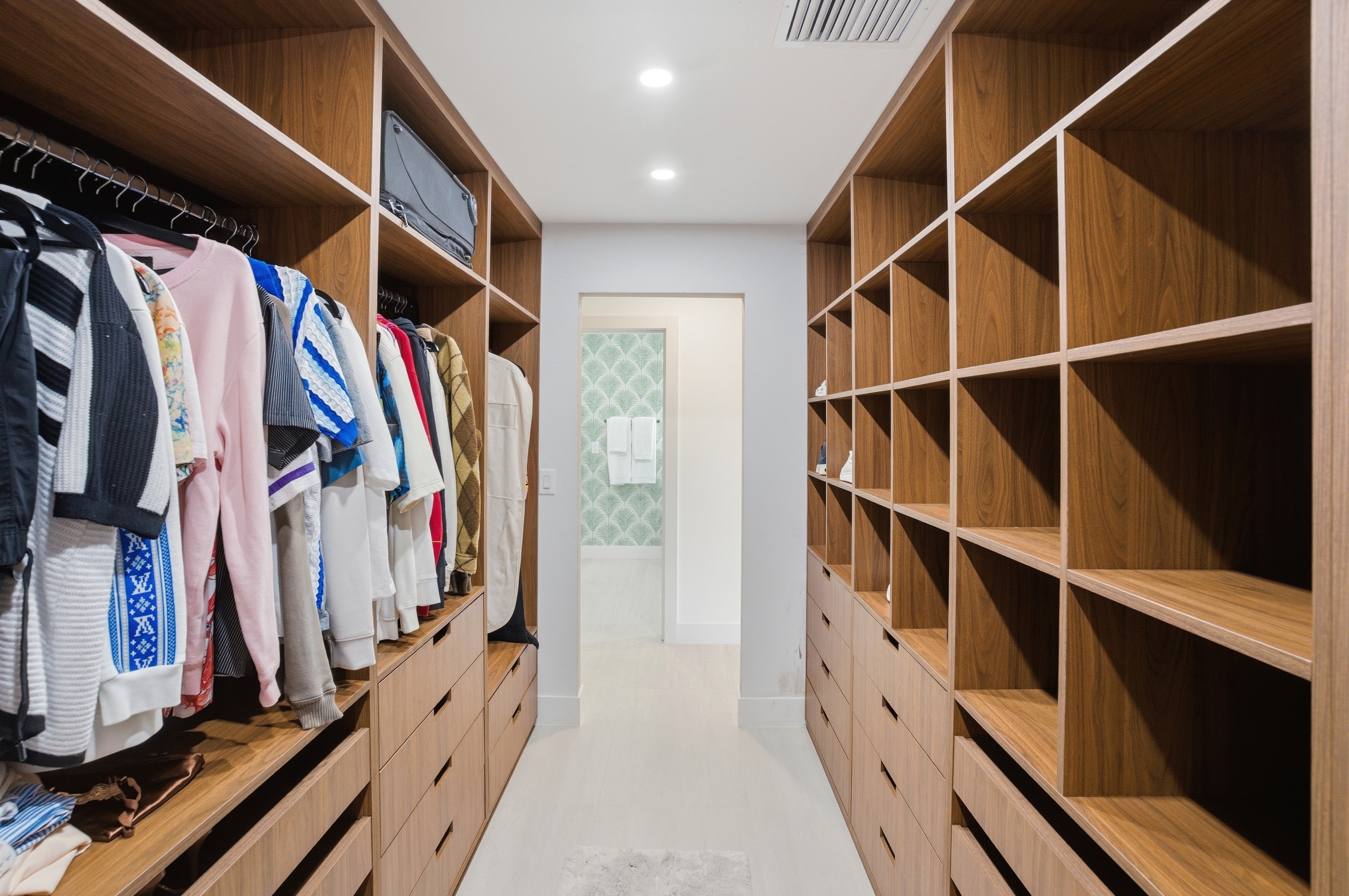 4354 Alton Road Miami Beach FL 33140