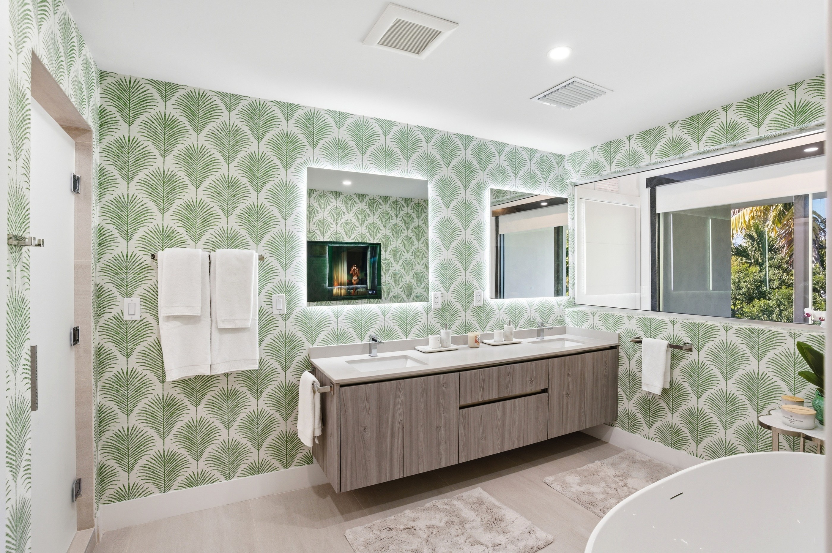 4354 Alton Road Miami Beach FL 33140