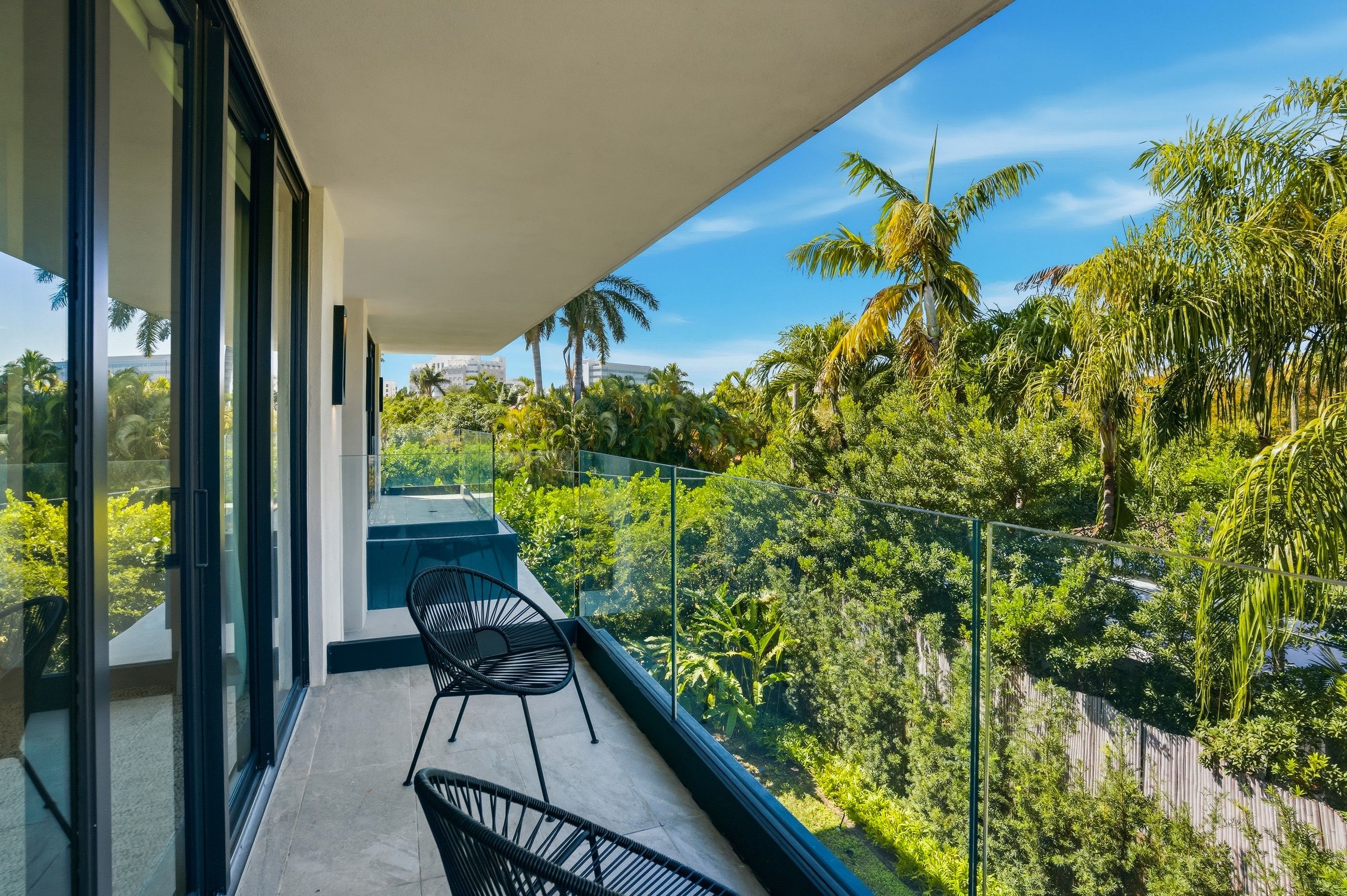 4354 Alton Road Miami Beach FL 33140