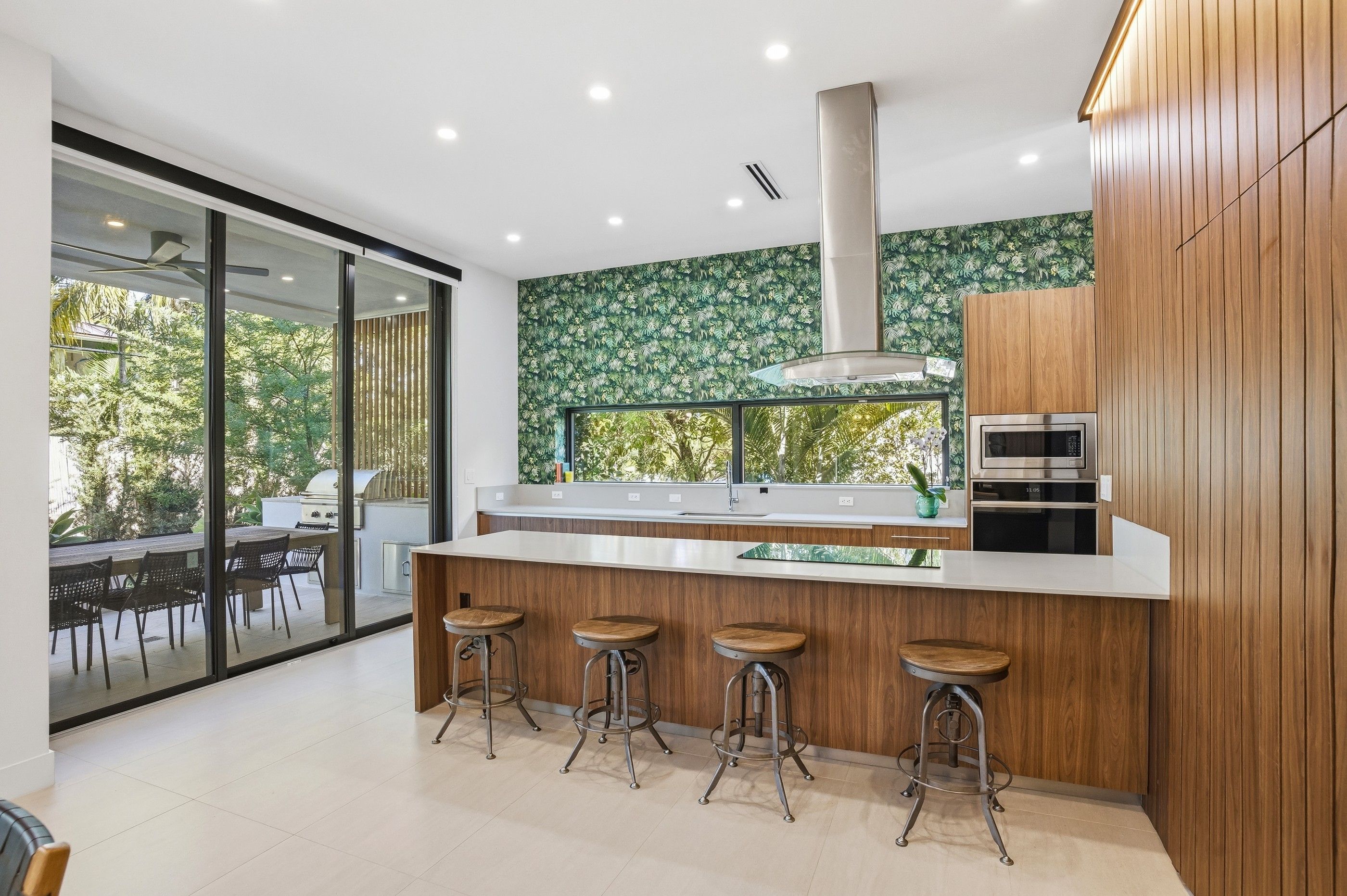 4354 Alton Road Miami Beach FL 33140