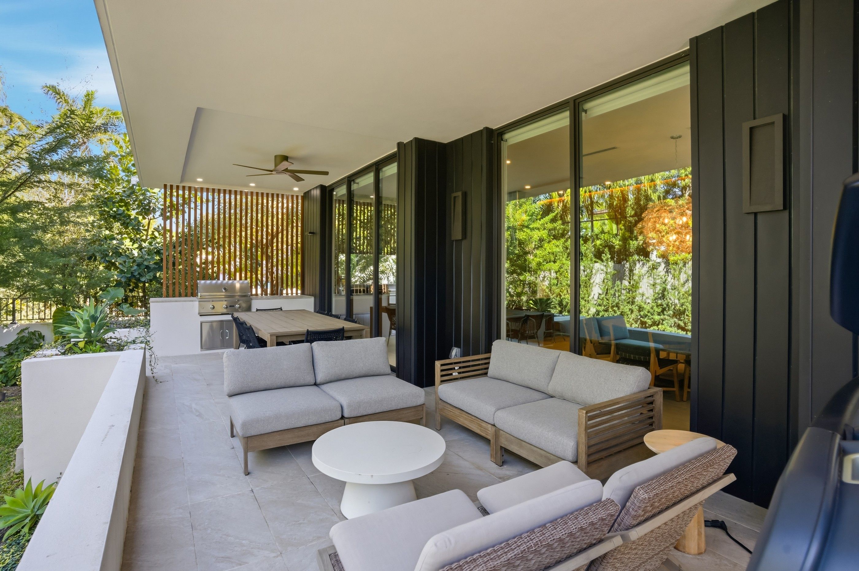 4354 Alton Road Miami Beach FL 33140