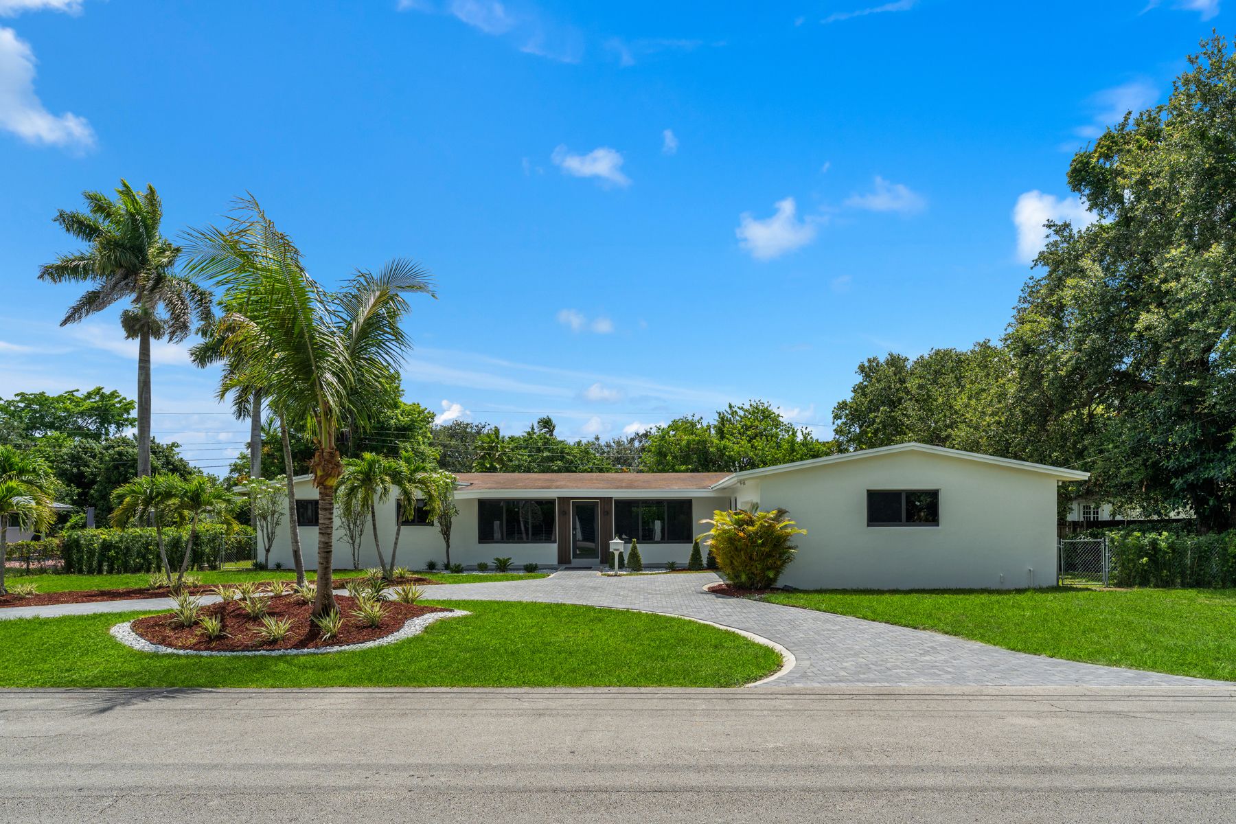 10825 SW 80th Avenue Miami FL 33156