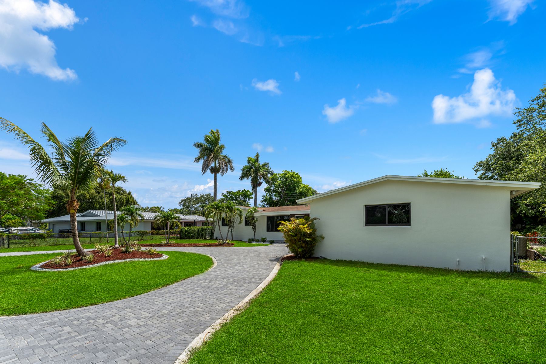 10825 SW 80th Avenue Miami FL 33156