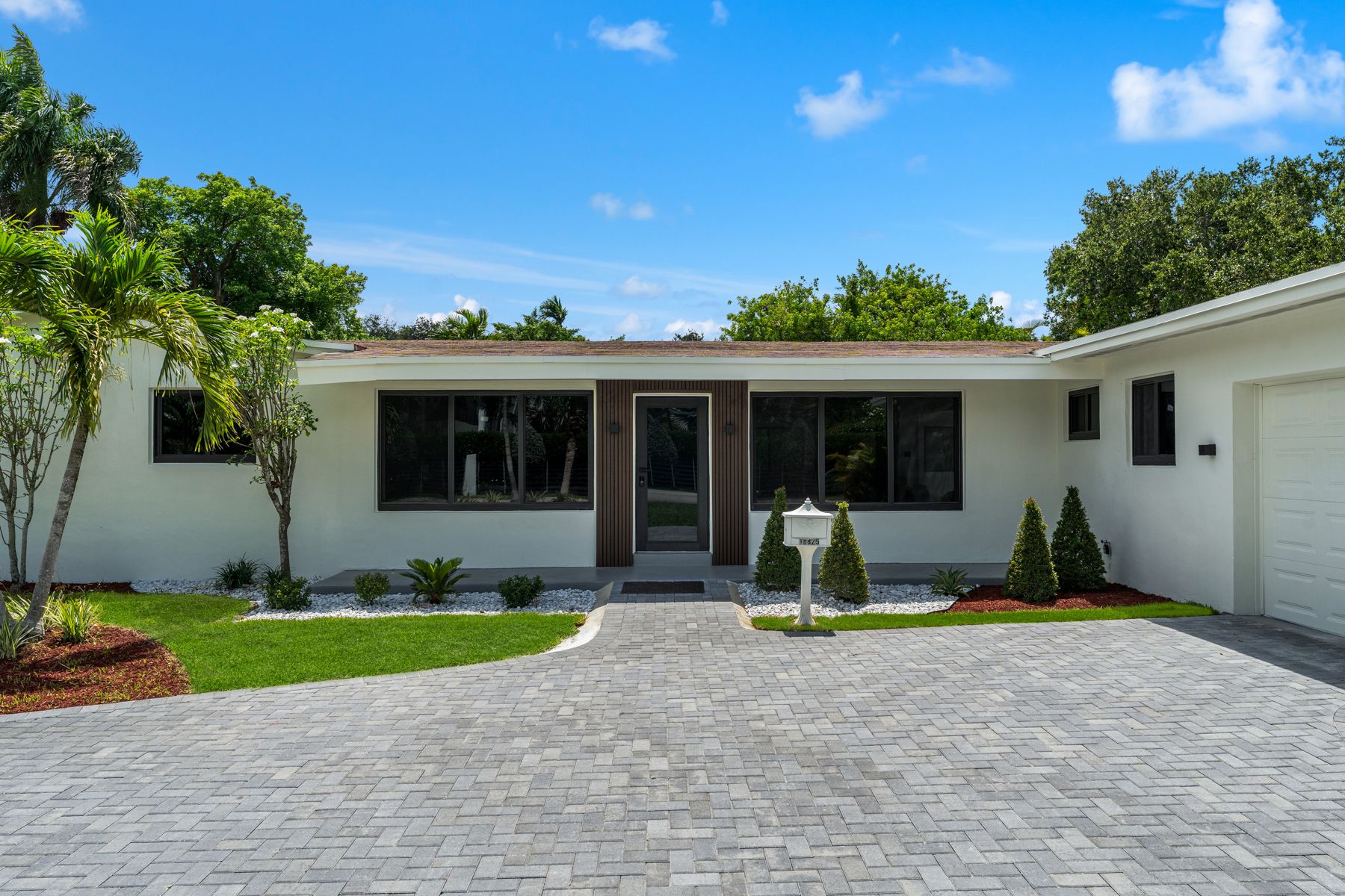 10825 SW 80th Avenue Miami FL 33156