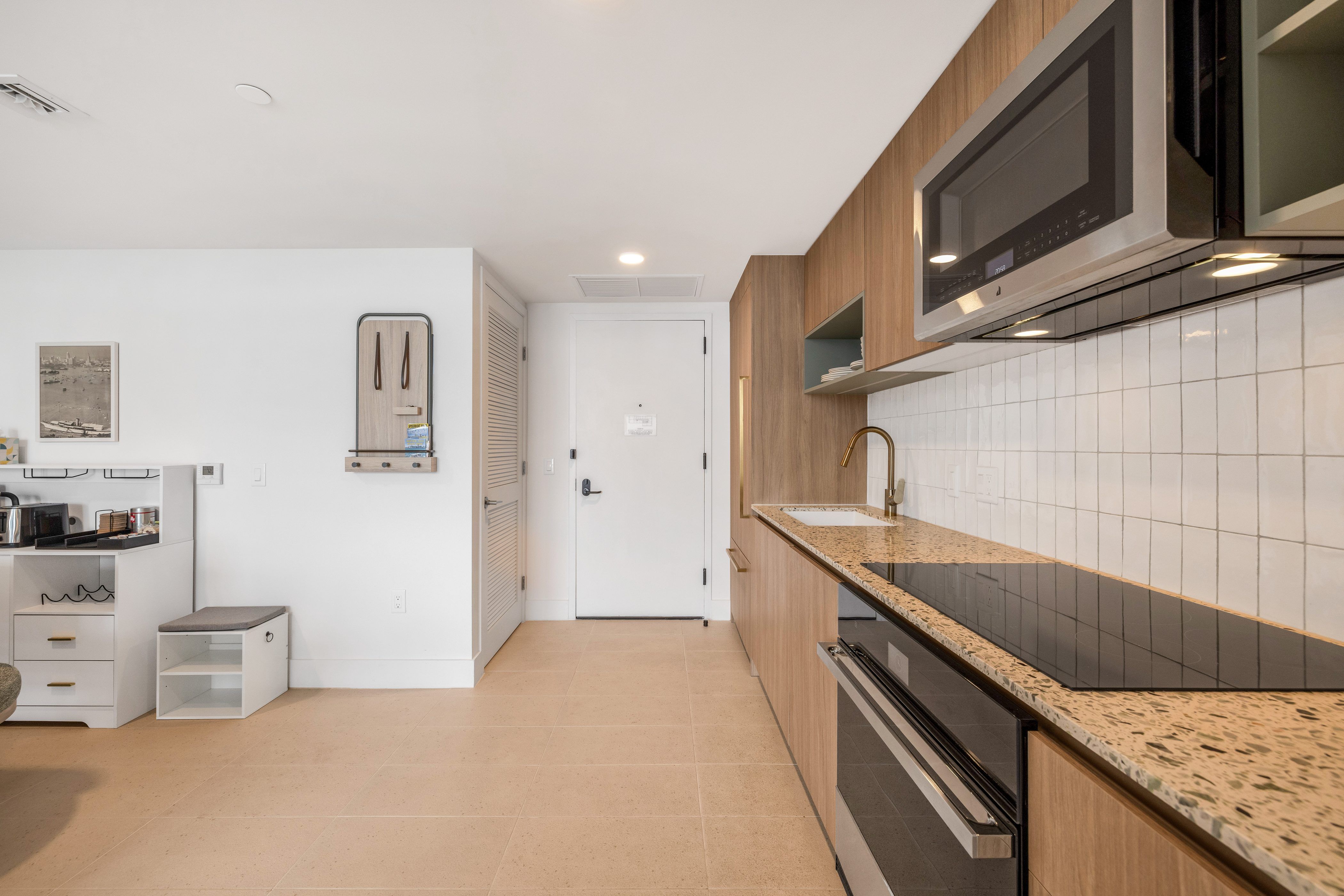 159 NE 6th Street Miami FL 33132