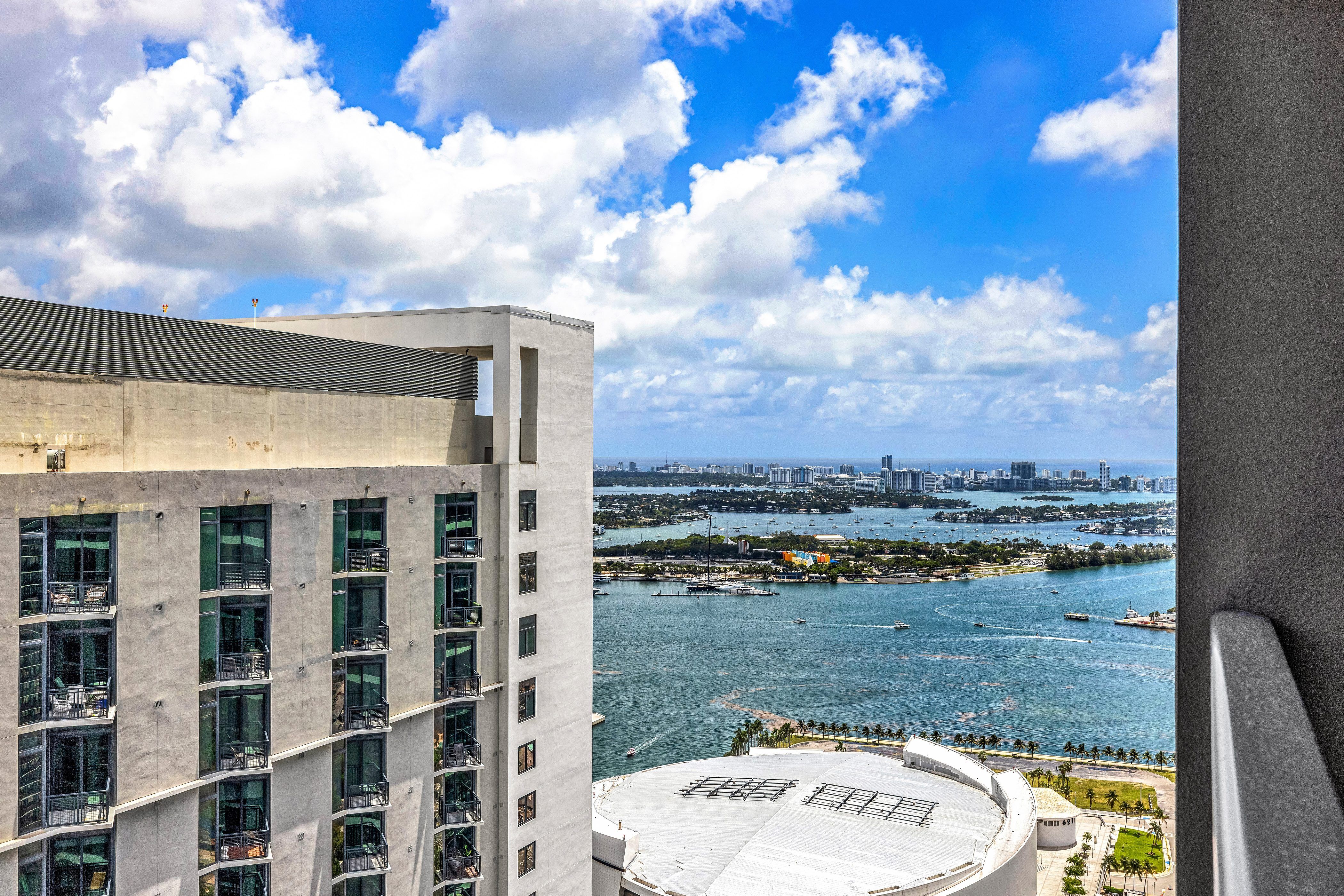159 NE 6th Street Miami FL 33132