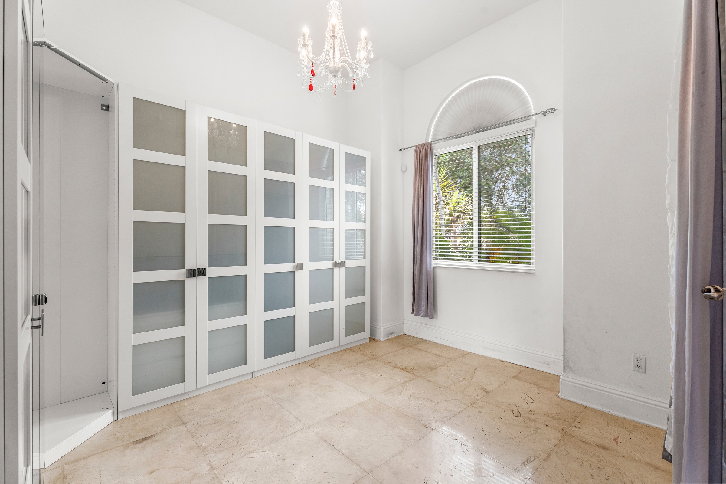 2665 NW 100th Avenue Doral FL 33172