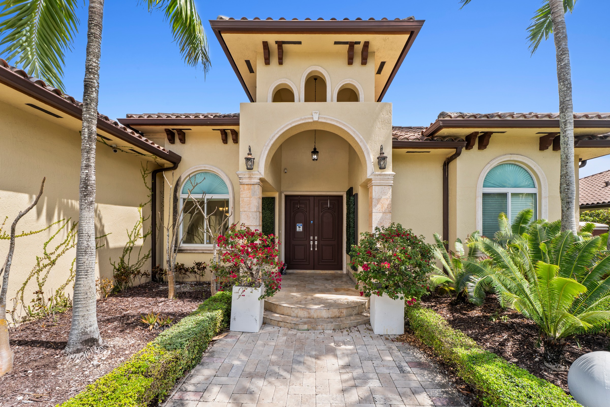 2665 NW 100th Avenue Doral FL 33172