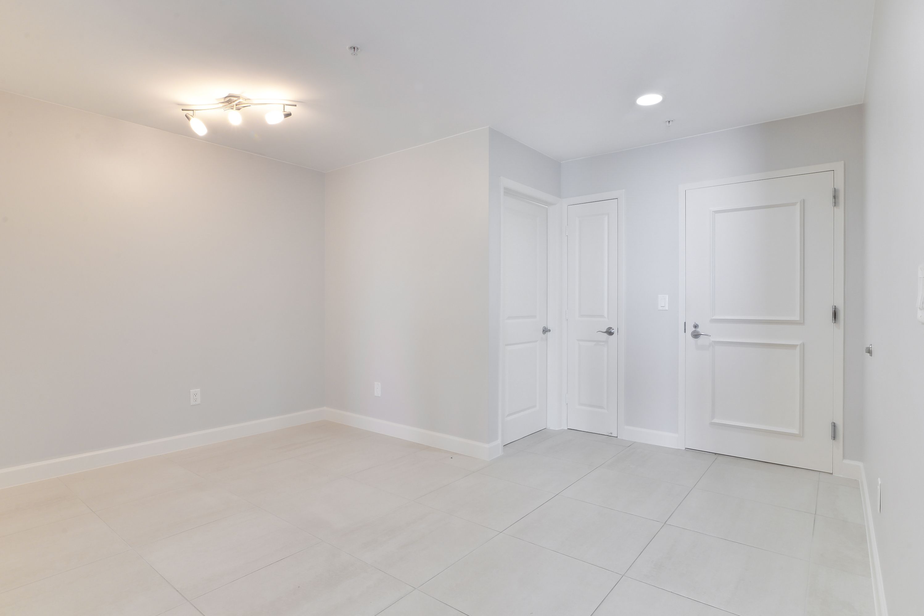 1945 S Ocean Drive Hallandale Beach FL 33009