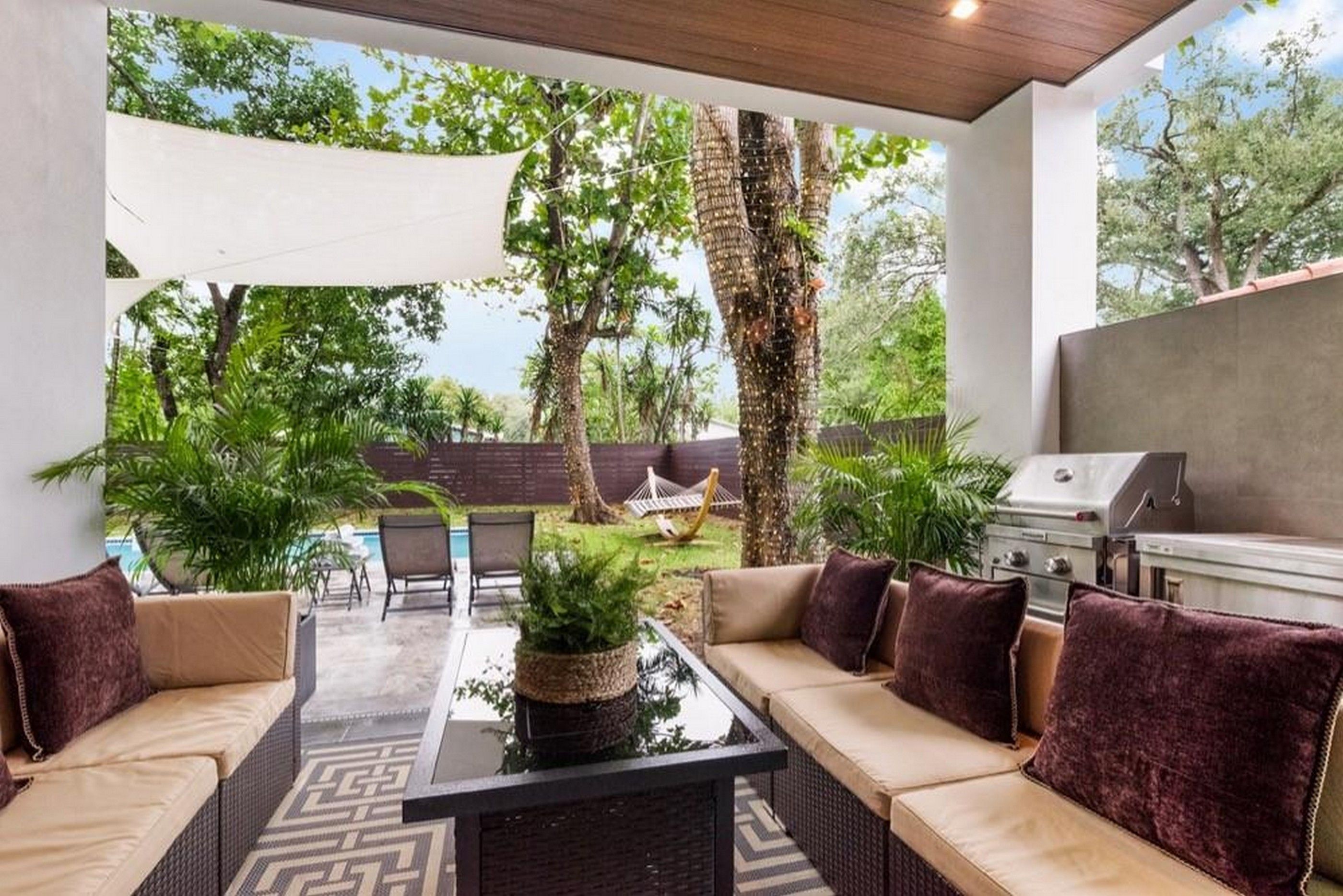 3379 William Avenue Miami FL 33133