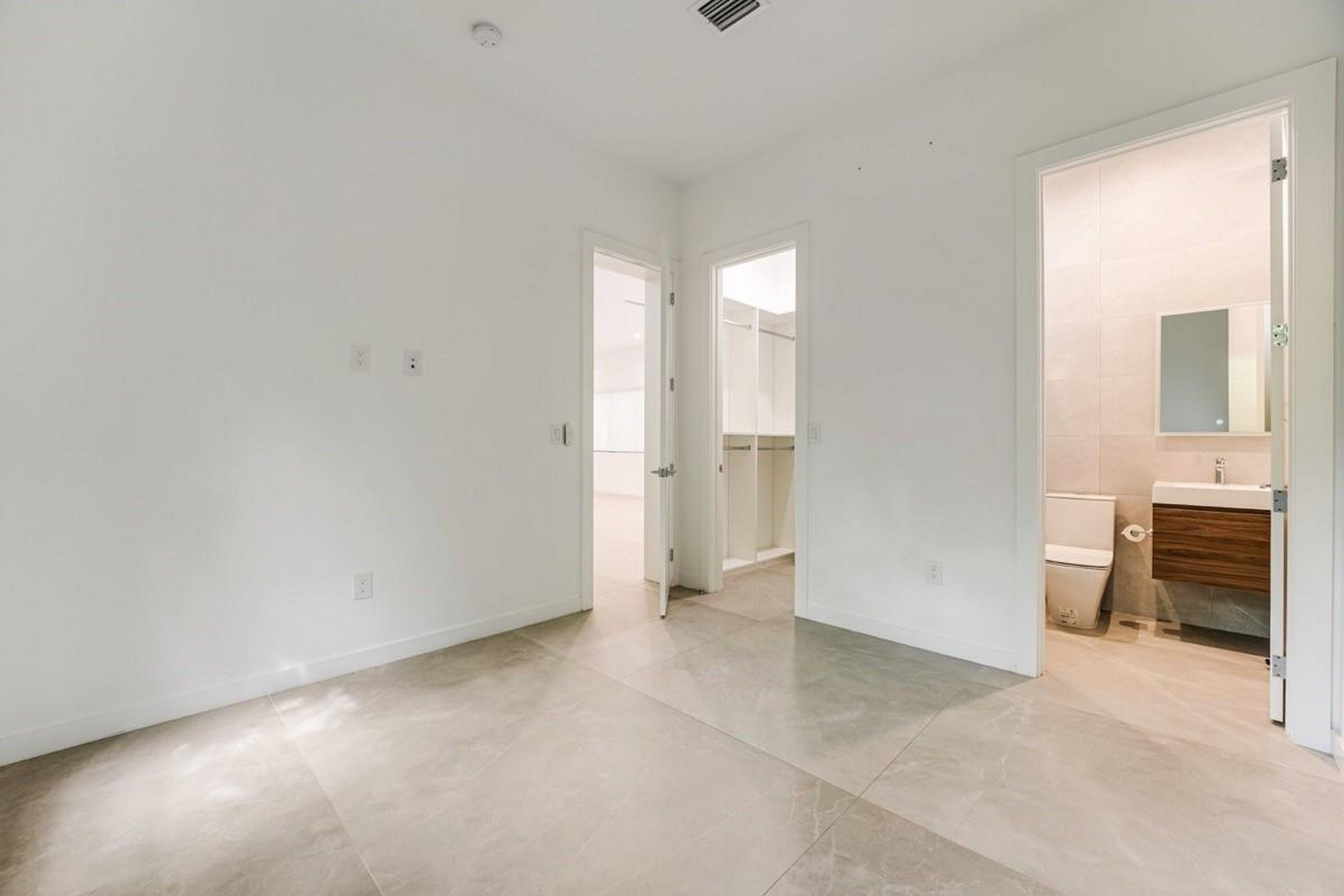 3741 Kumquat Avenue Miami FL 33133