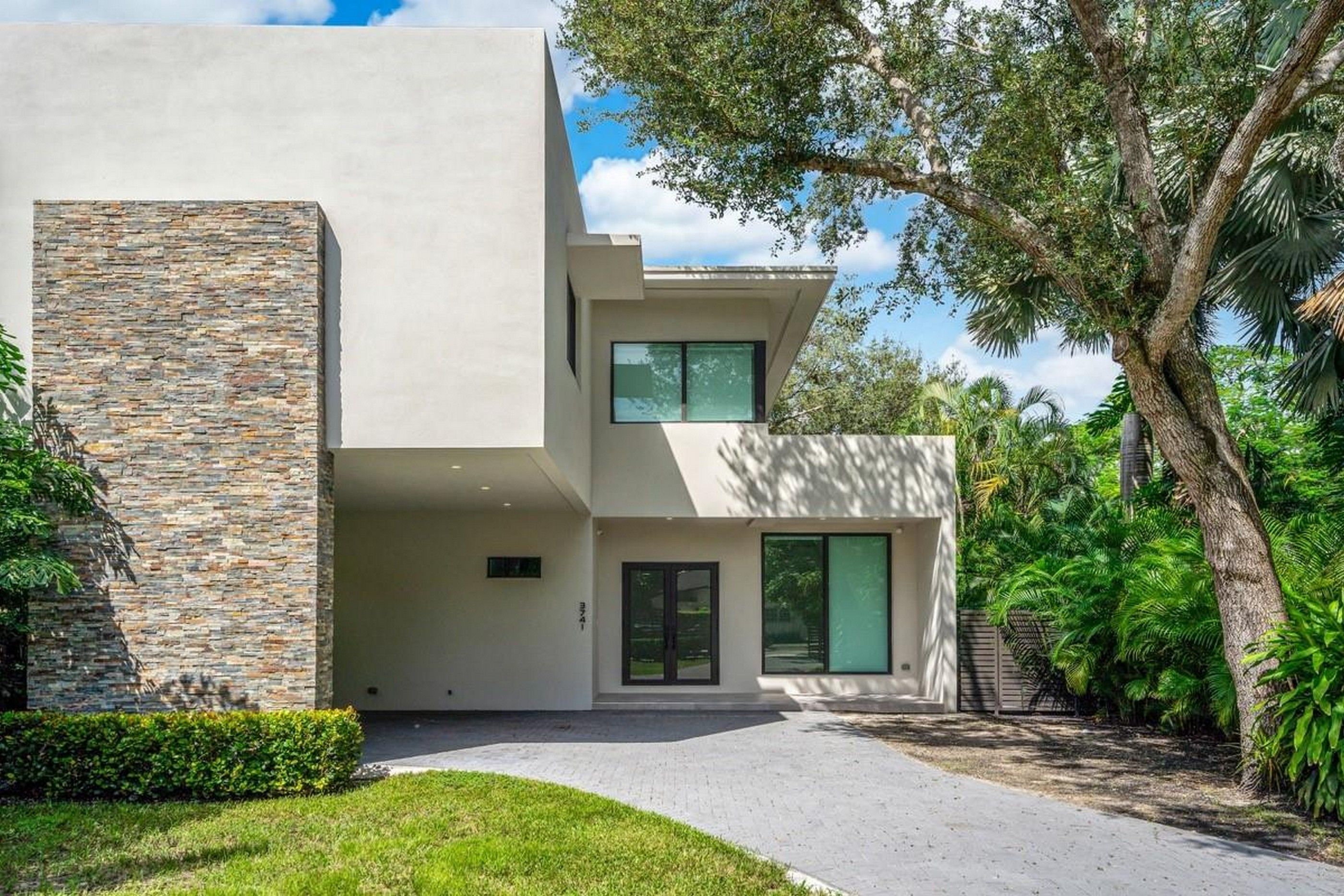 3741 Kumquat Avenue Miami FL 33133