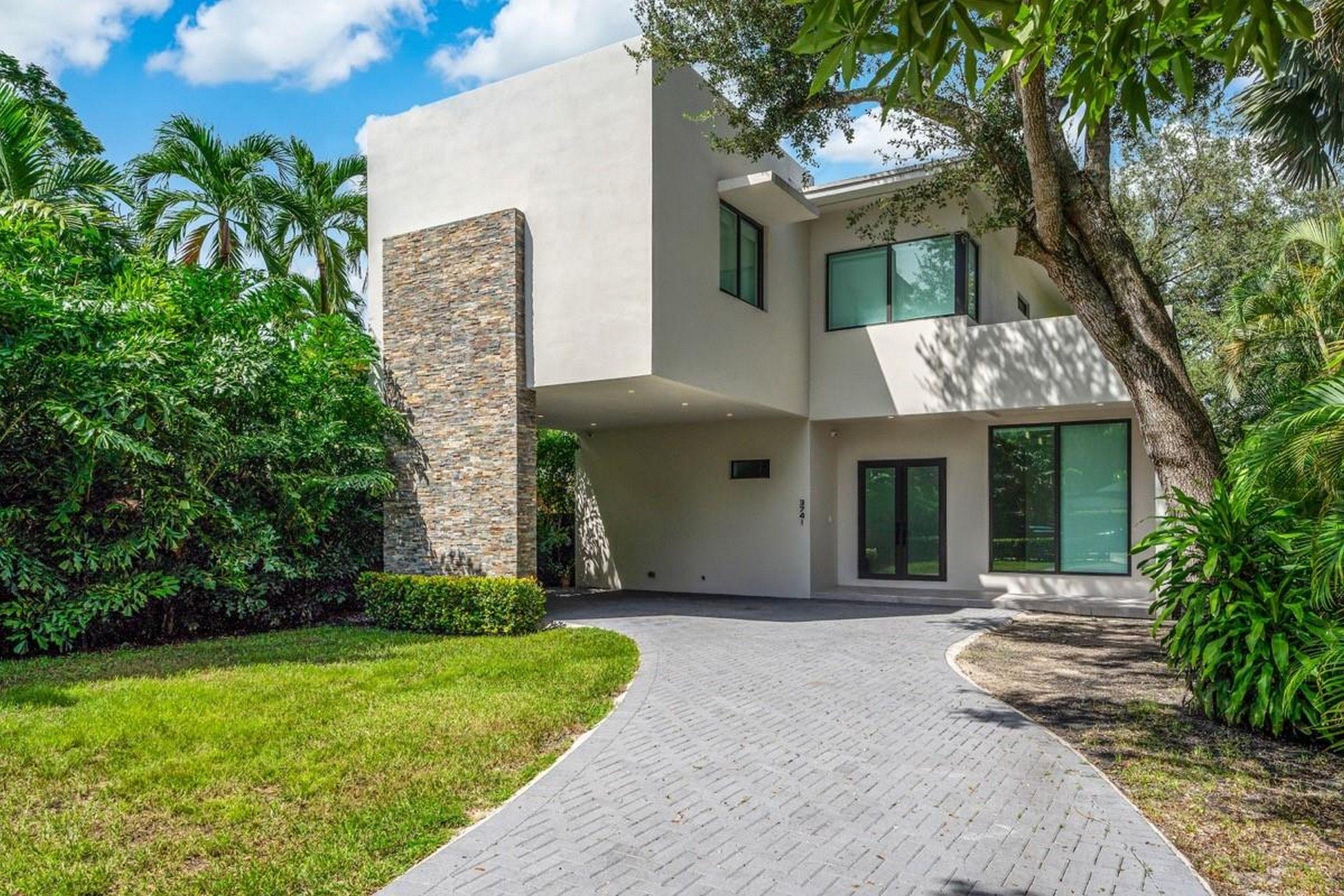 3741 Kumquat Avenue Miami FL 33133