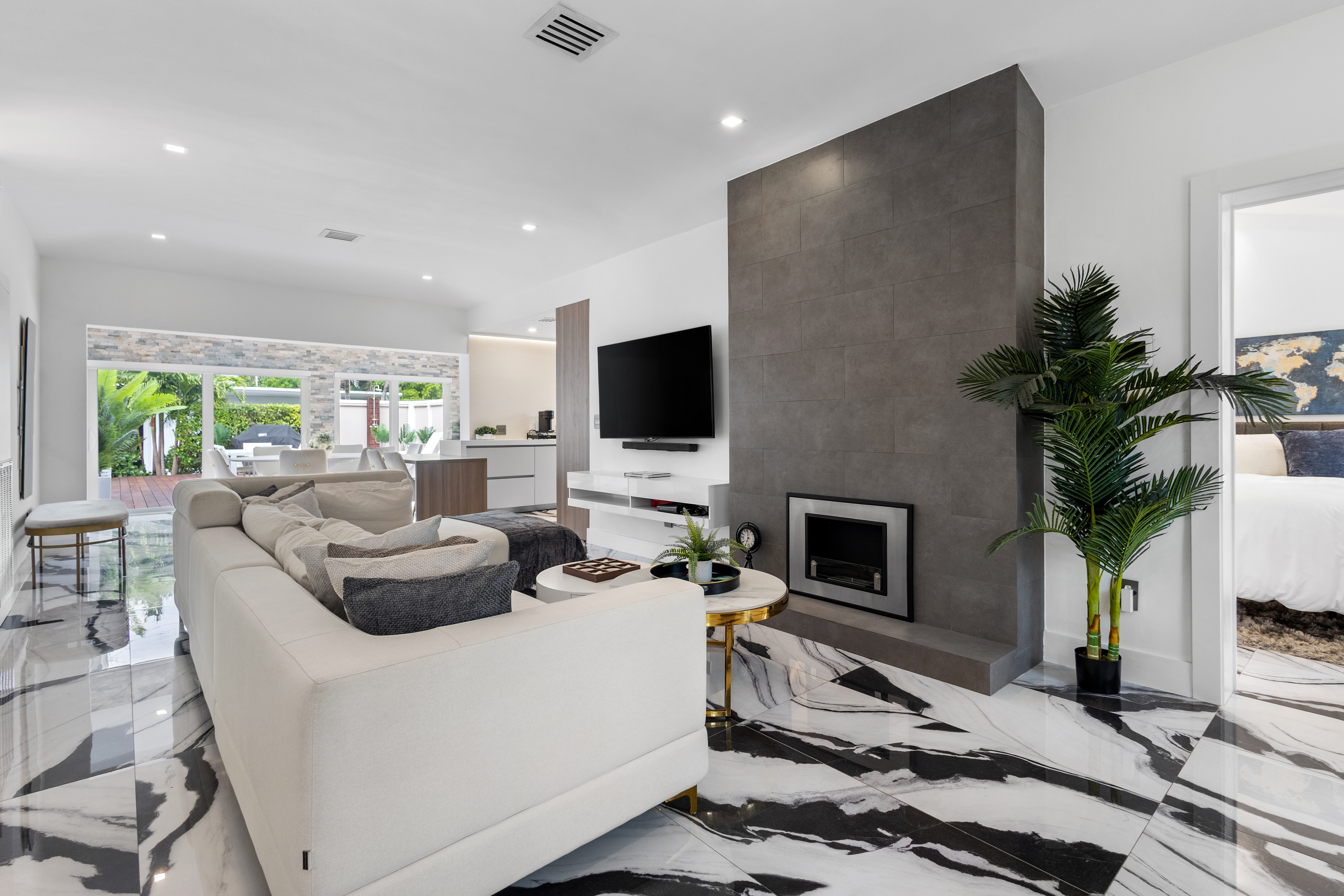 1544 Michigan Avenue Miami Beach FL 33139