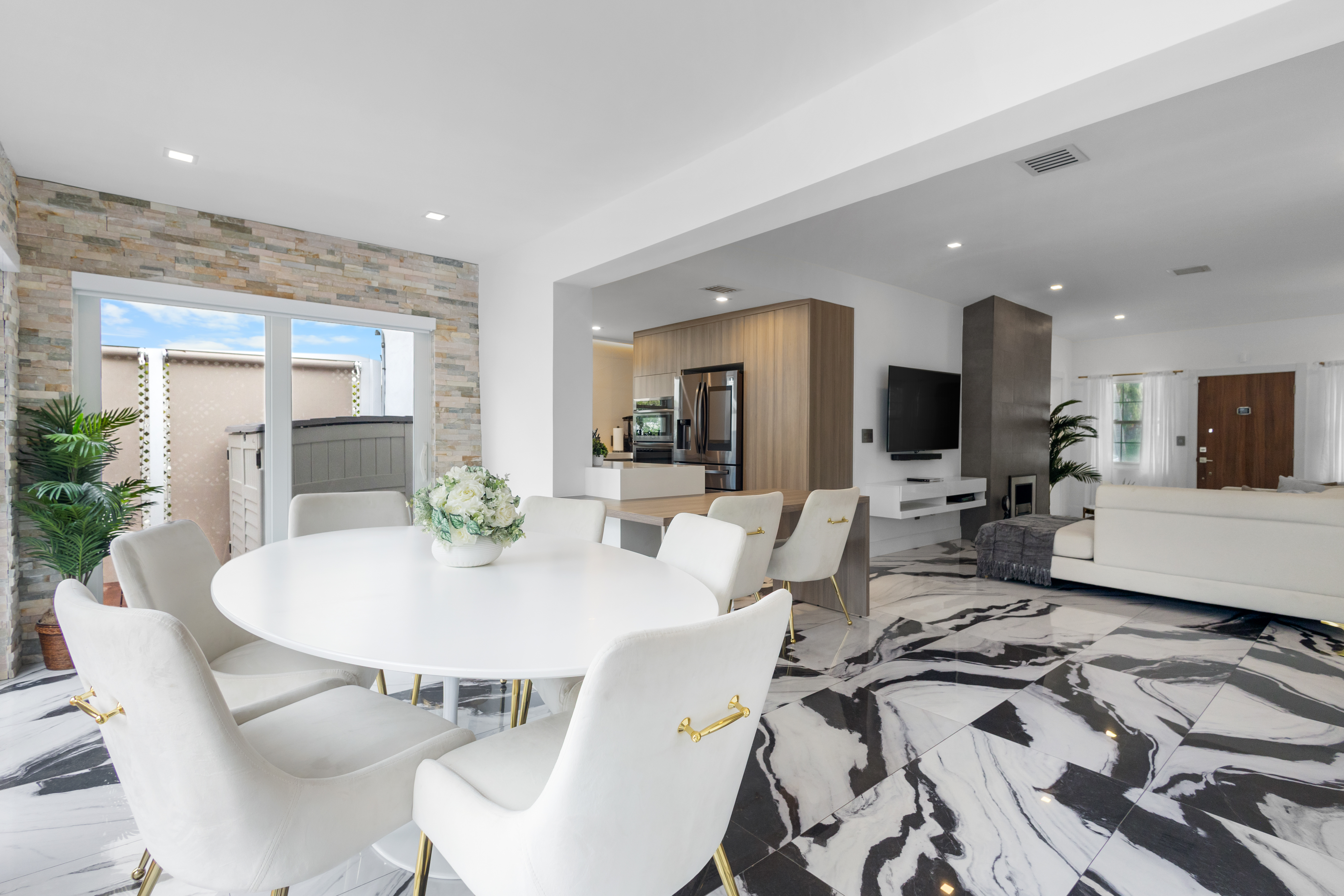 1544 Michigan Avenue Miami Beach FL 33139