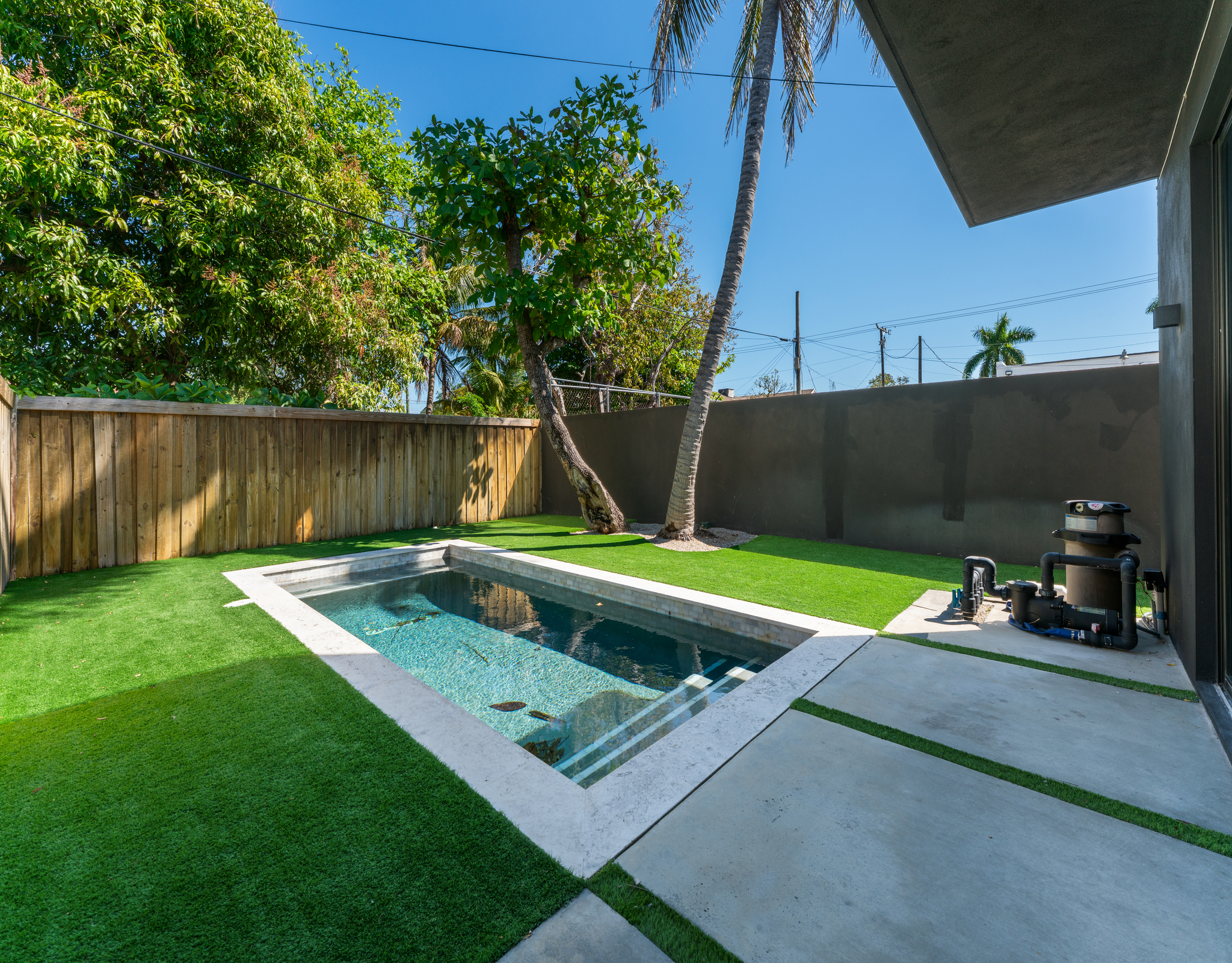 227 NW 39th Street Miami FL 33127