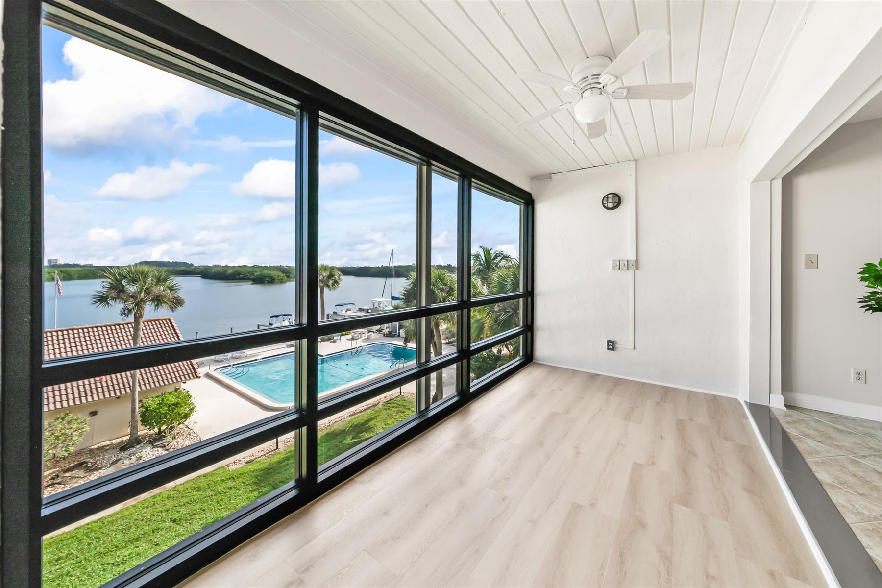 1611 Minutemen Causeway Cocoa Beach FL 32931