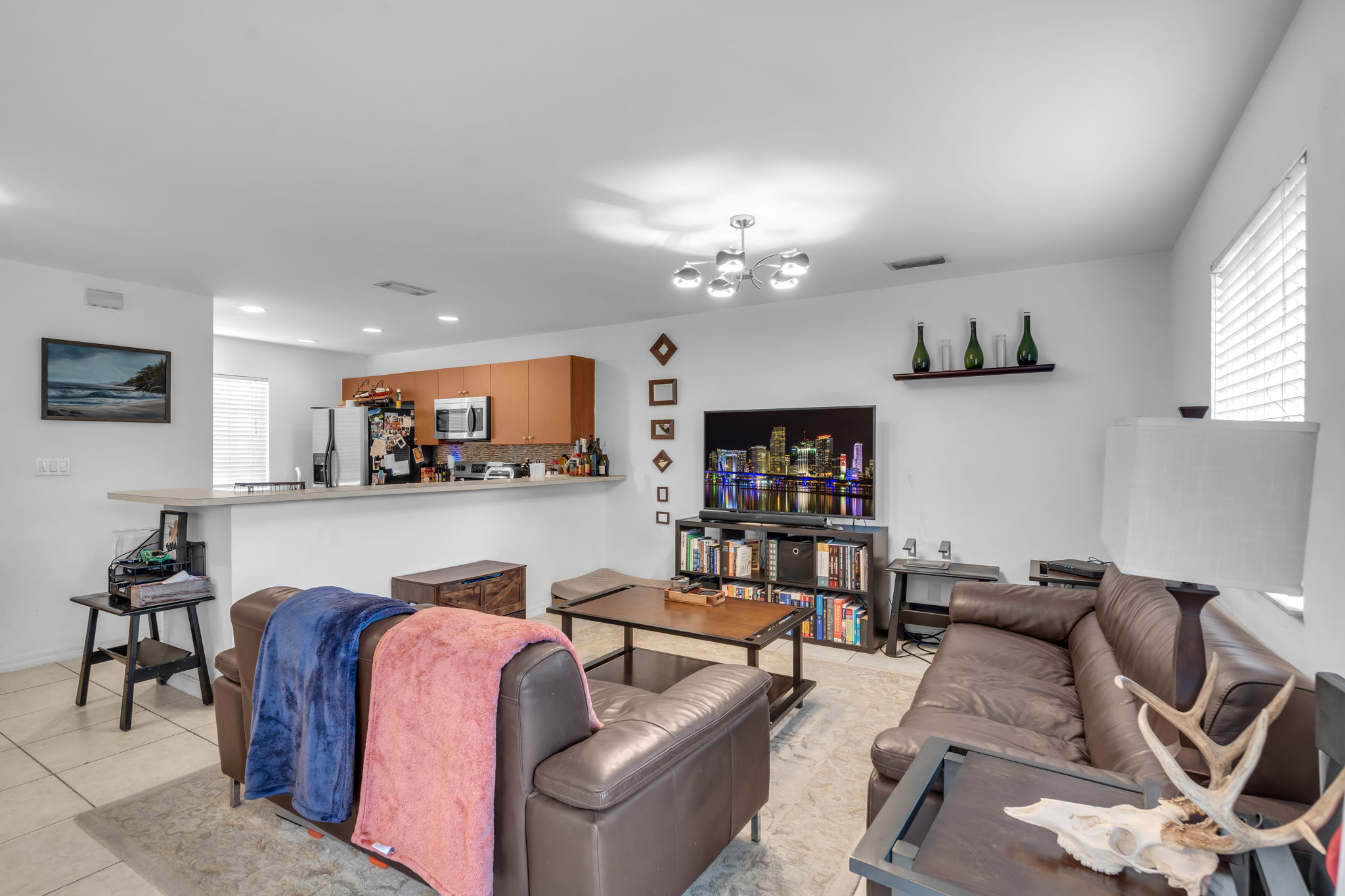212 NE 3rd Street Hallandale Beach FL 33009