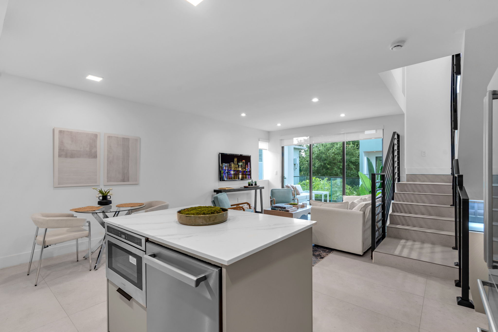 721 SW 11th Street Miami FL 33129