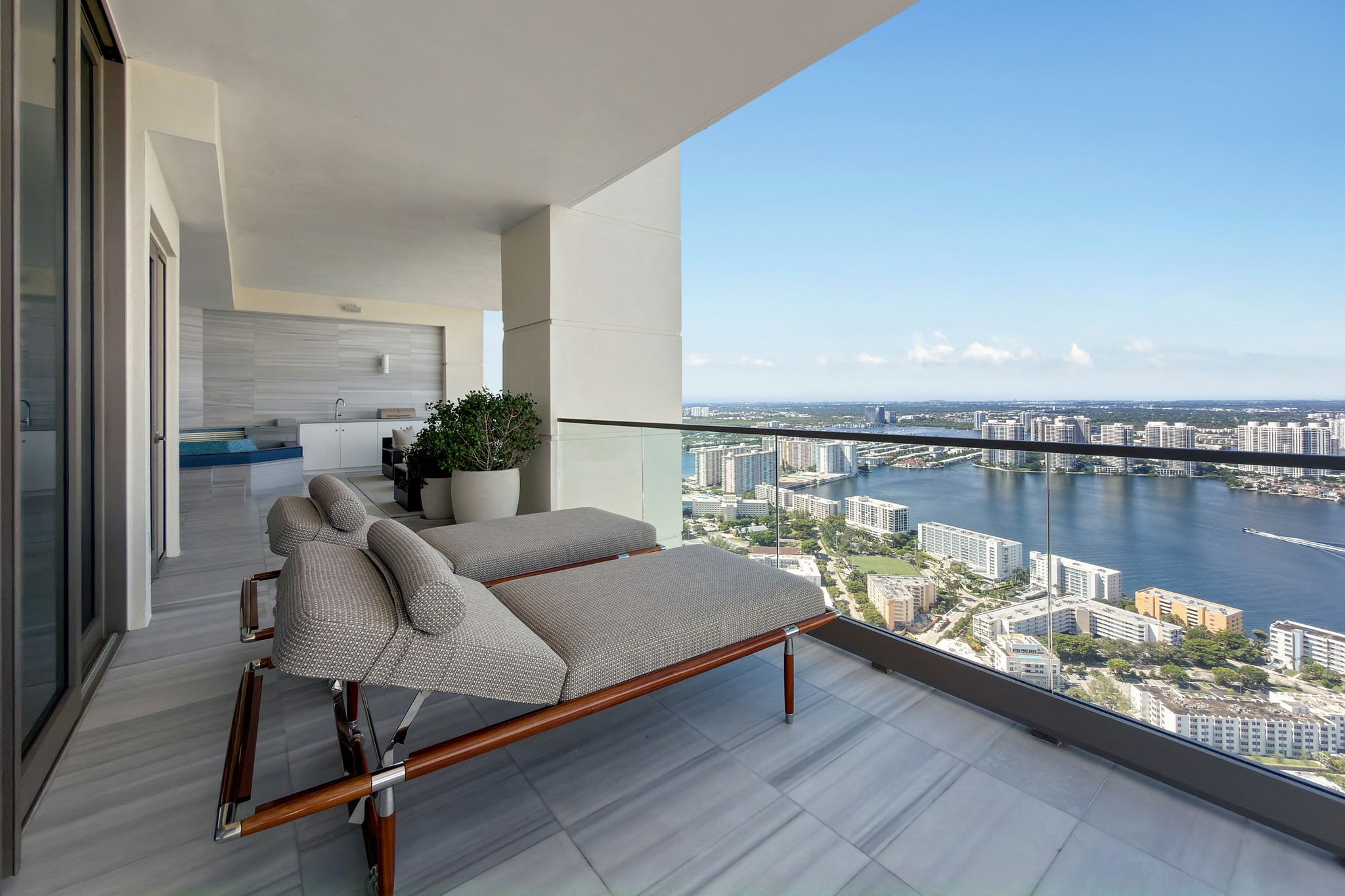 17975 Collins Avenue Sunny Isles Beach FL 33160