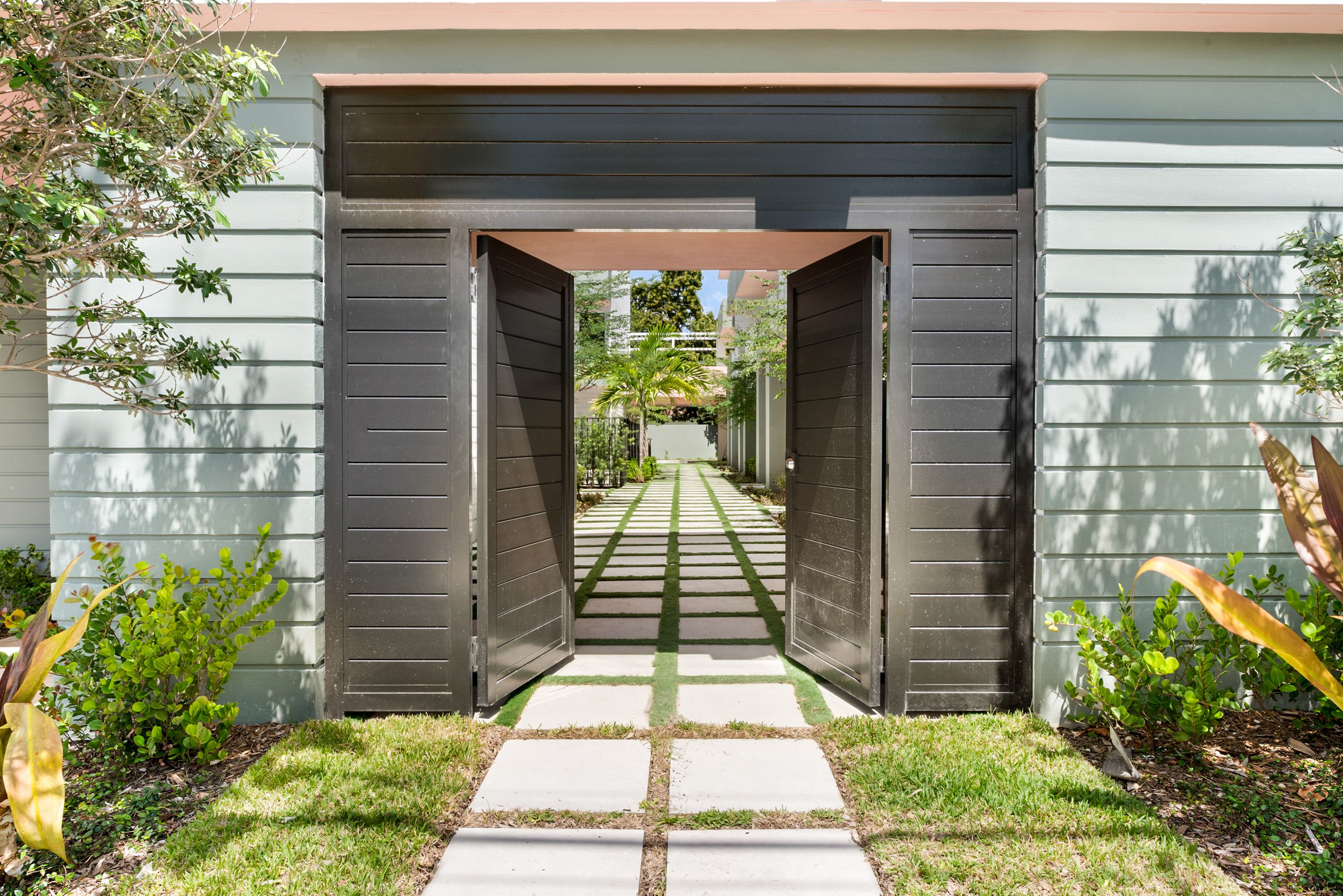721 SW 11th Street Miami FL 33129