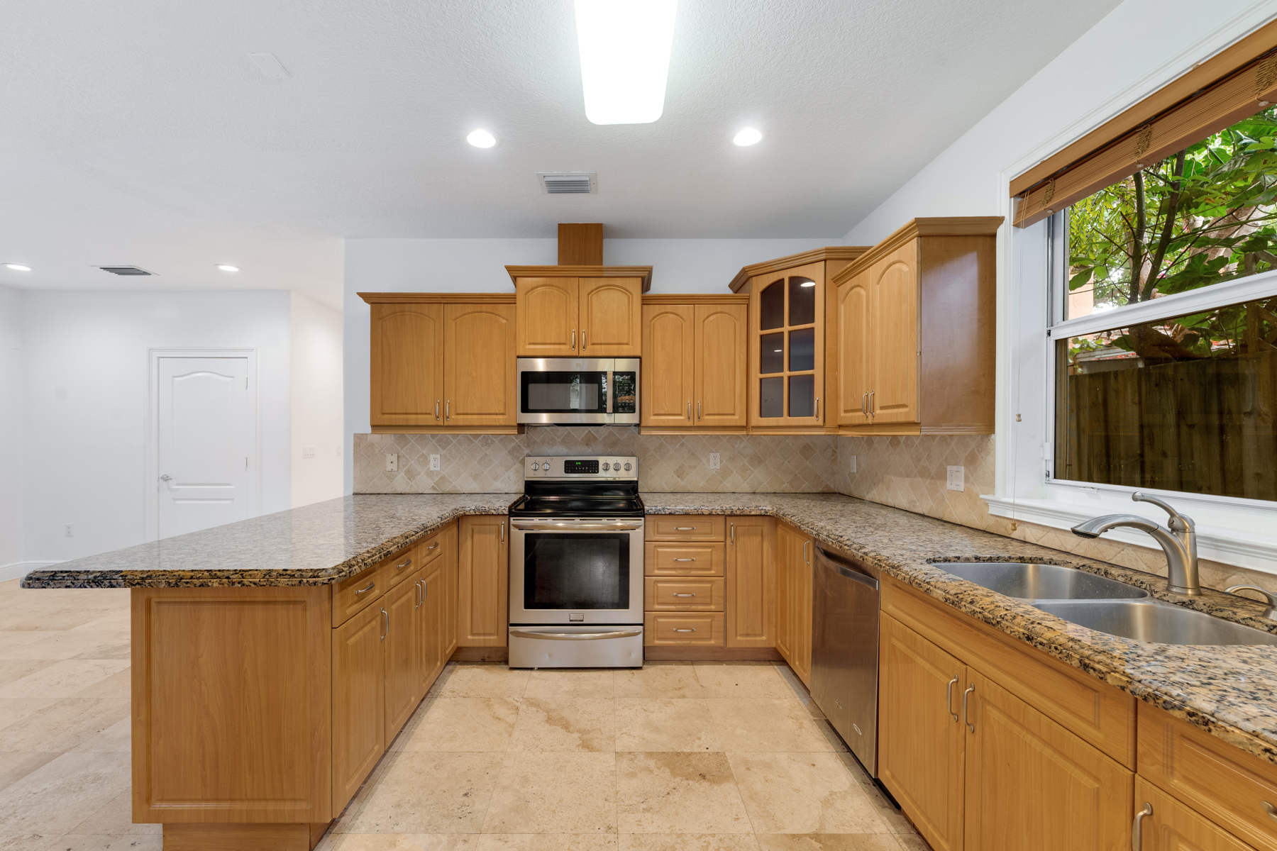 3060 Lime Court Miami FL 33133