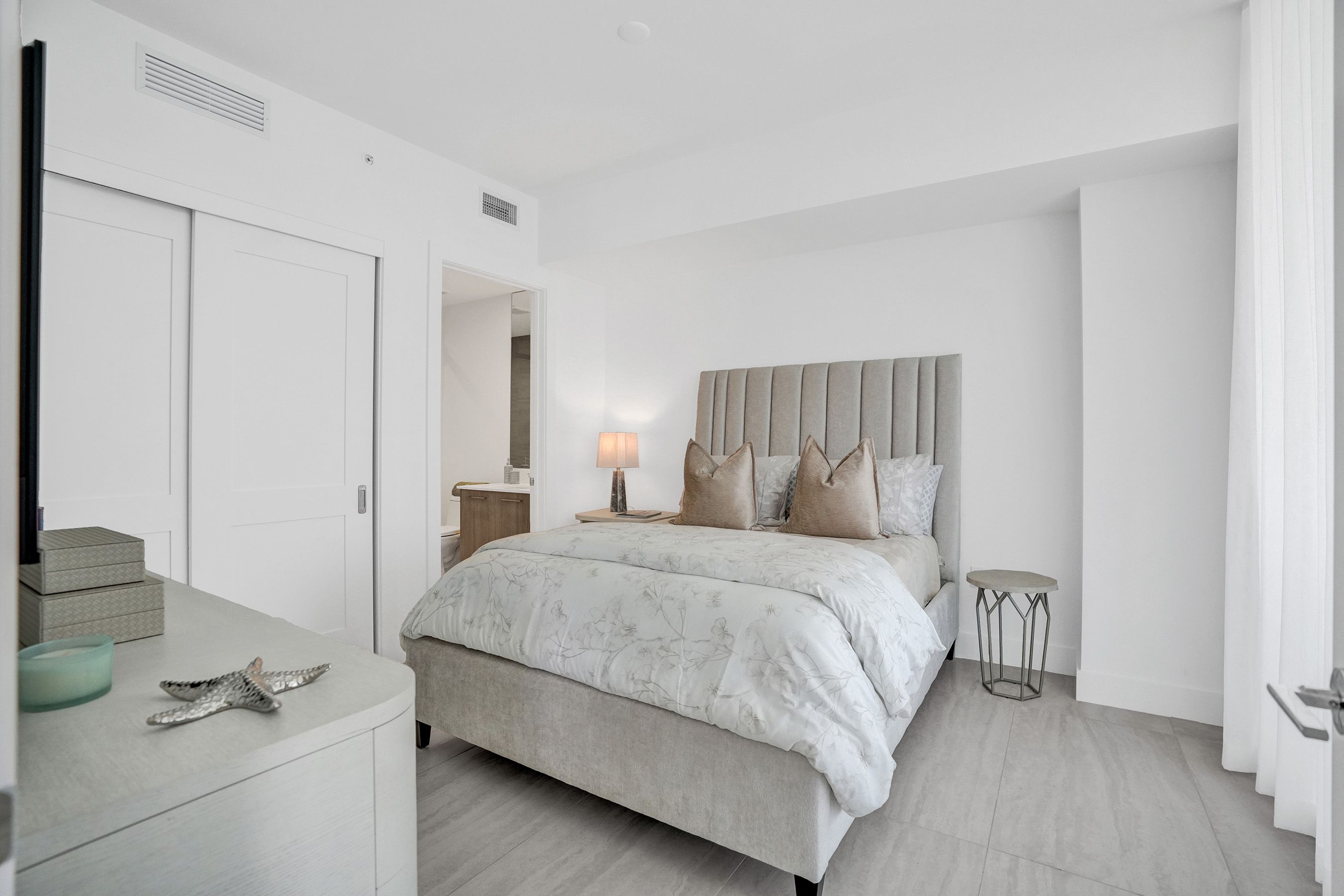 153 N Seabreeze Fort Lauderdale FL 33304