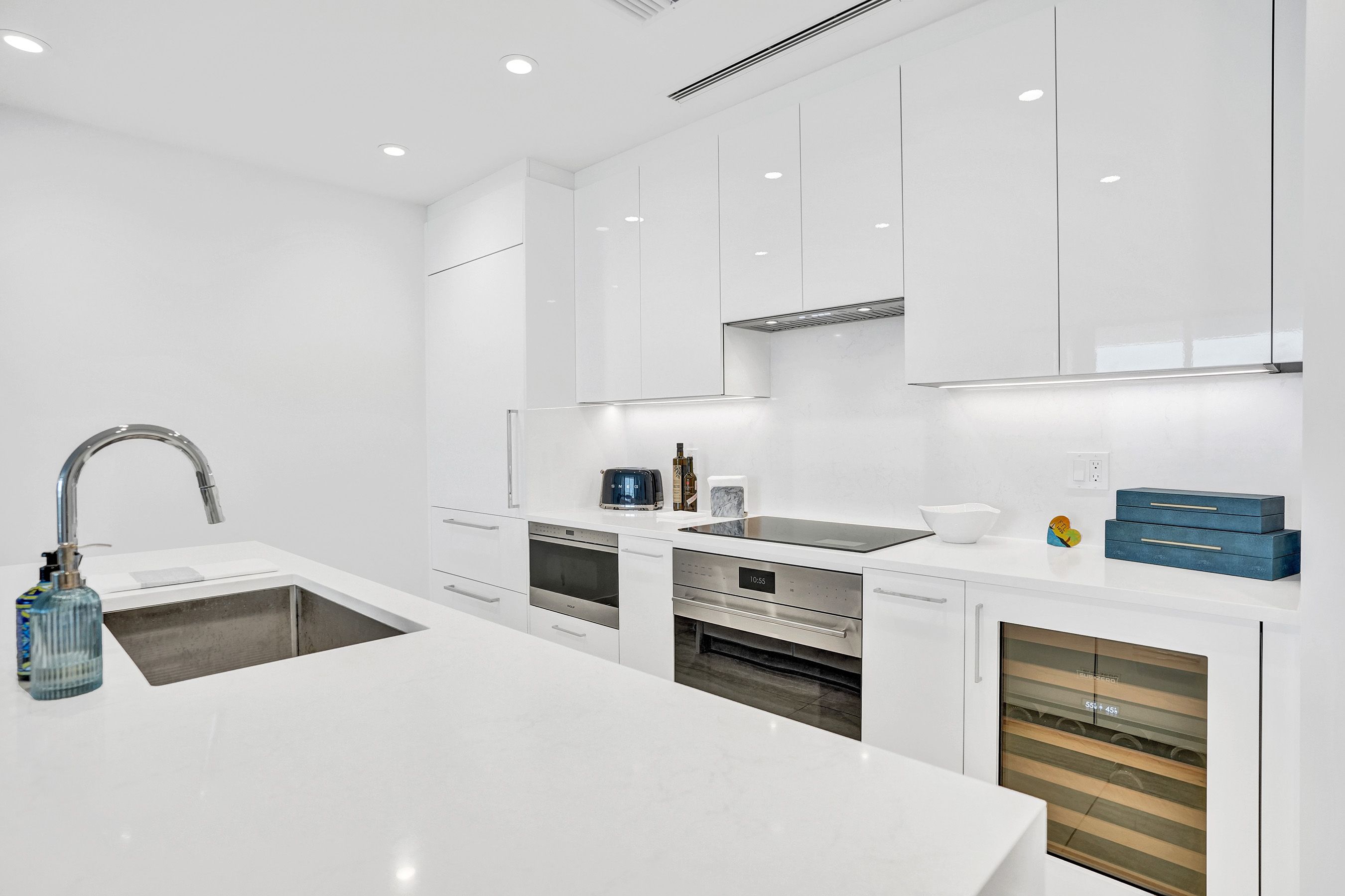 153 N Seabreeze Fort Lauderdale FL 33304