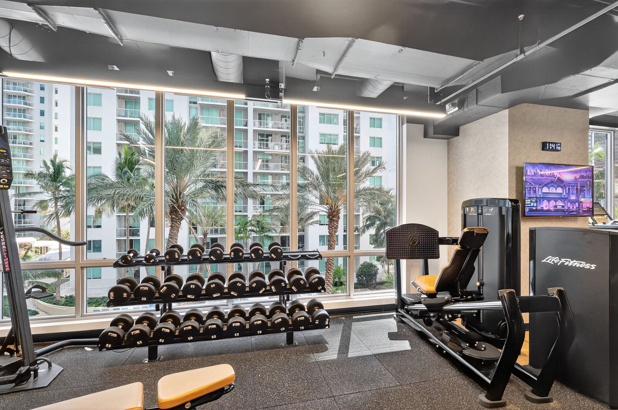 227 NE 2nd Street Miami FL 33132