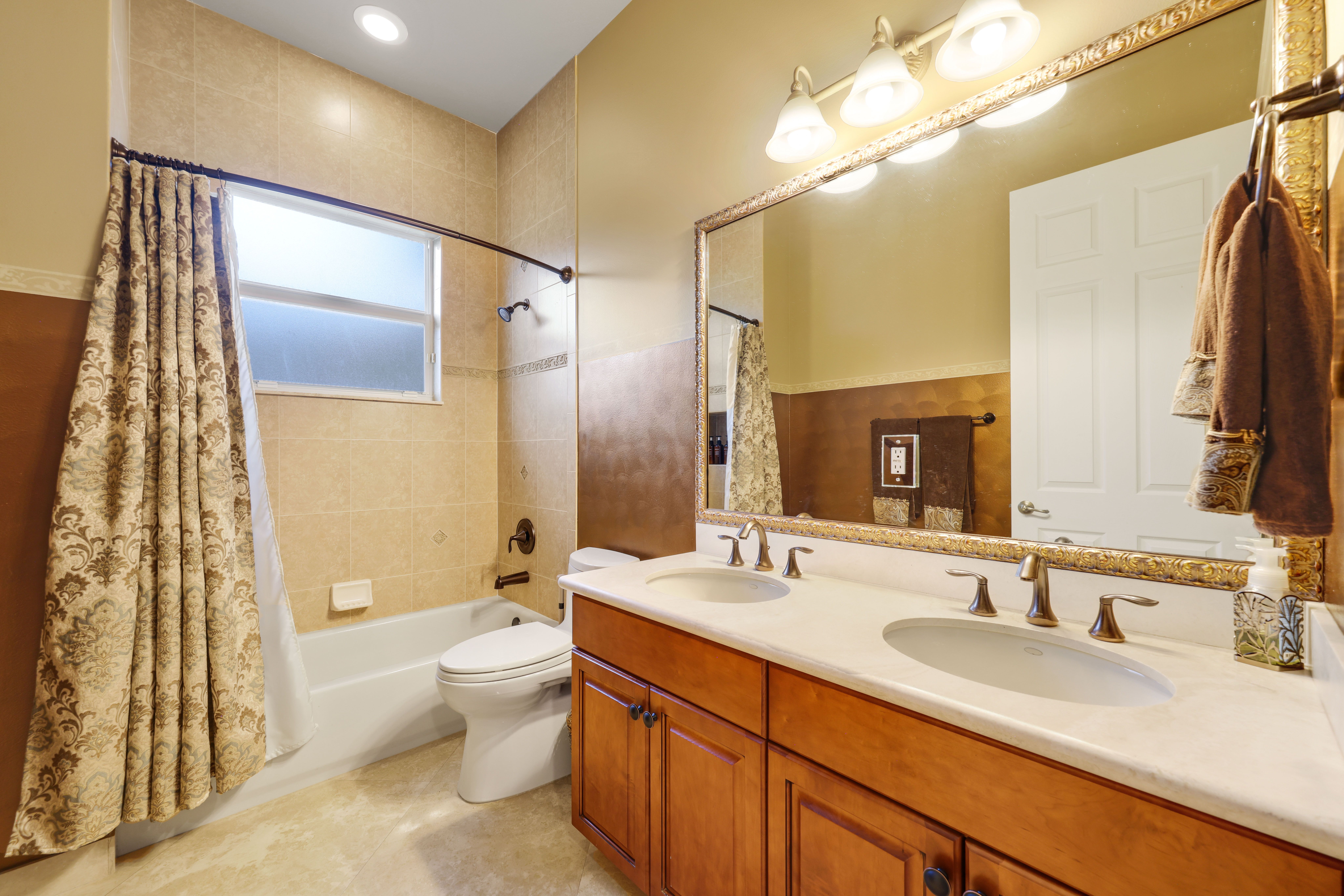 10018 Laurel Road Davie FL 33328