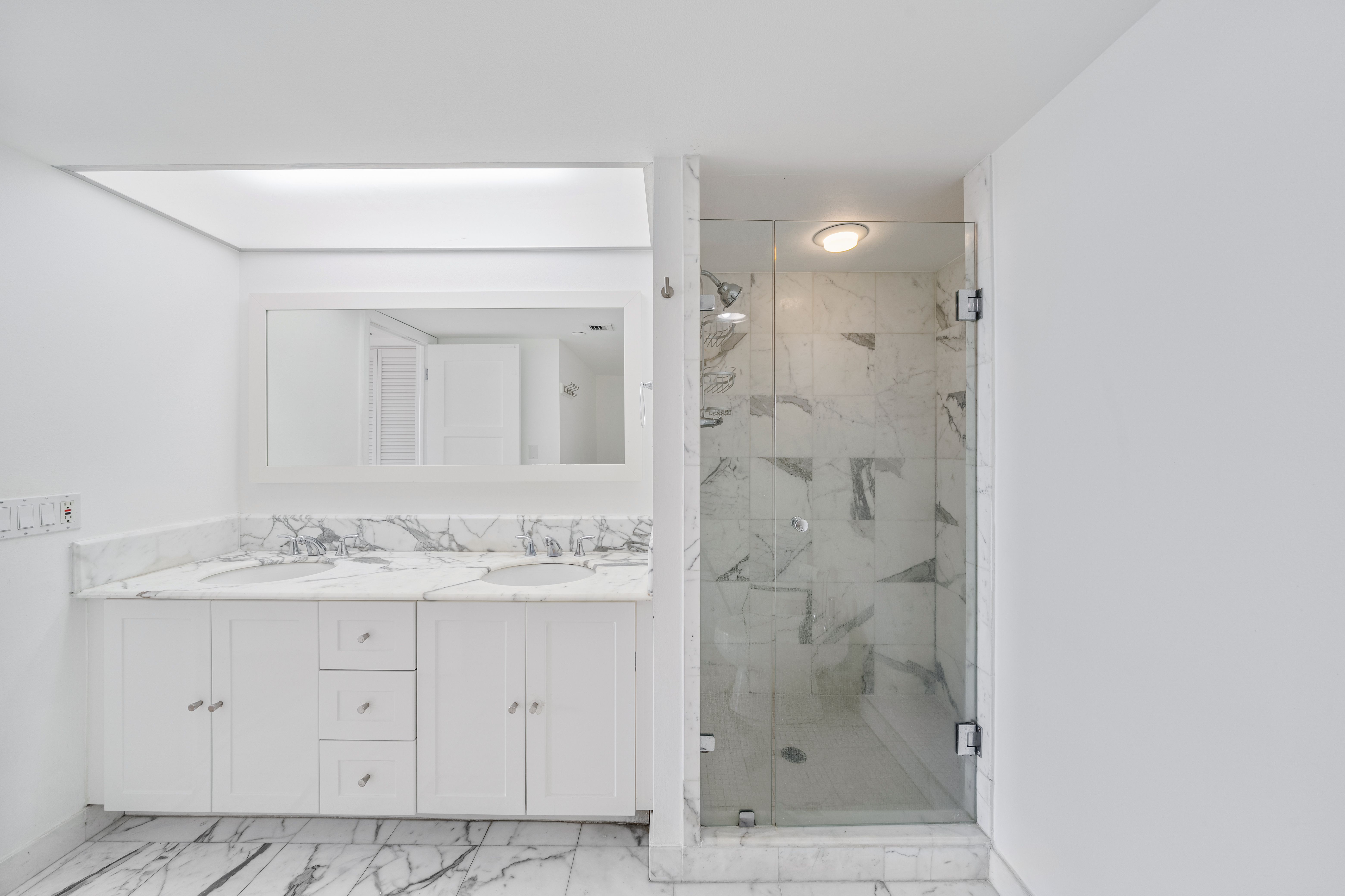 400 S Pointe Drive Miami Beach FL 33139