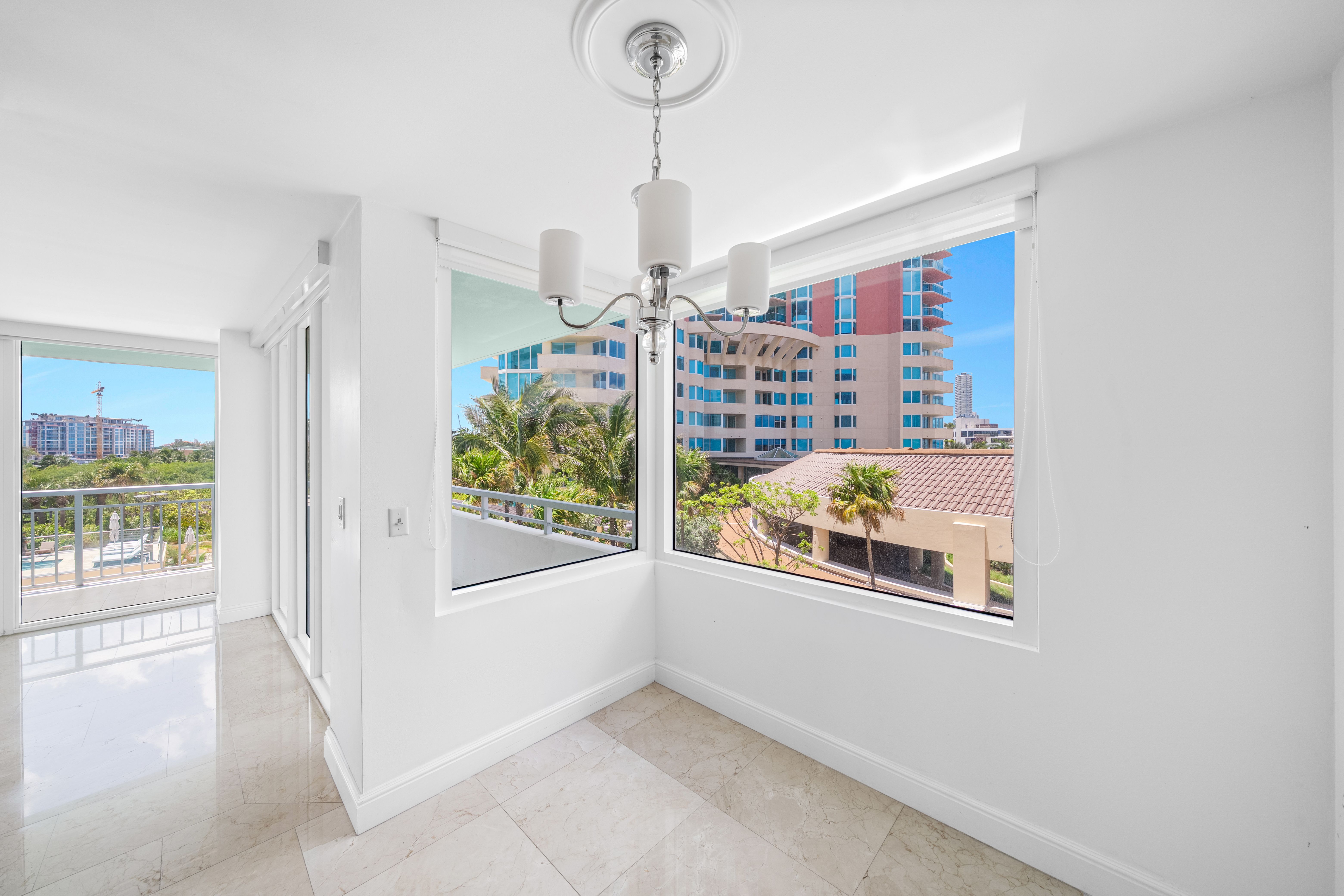 400 S Pointe Drive Miami Beach FL 33139