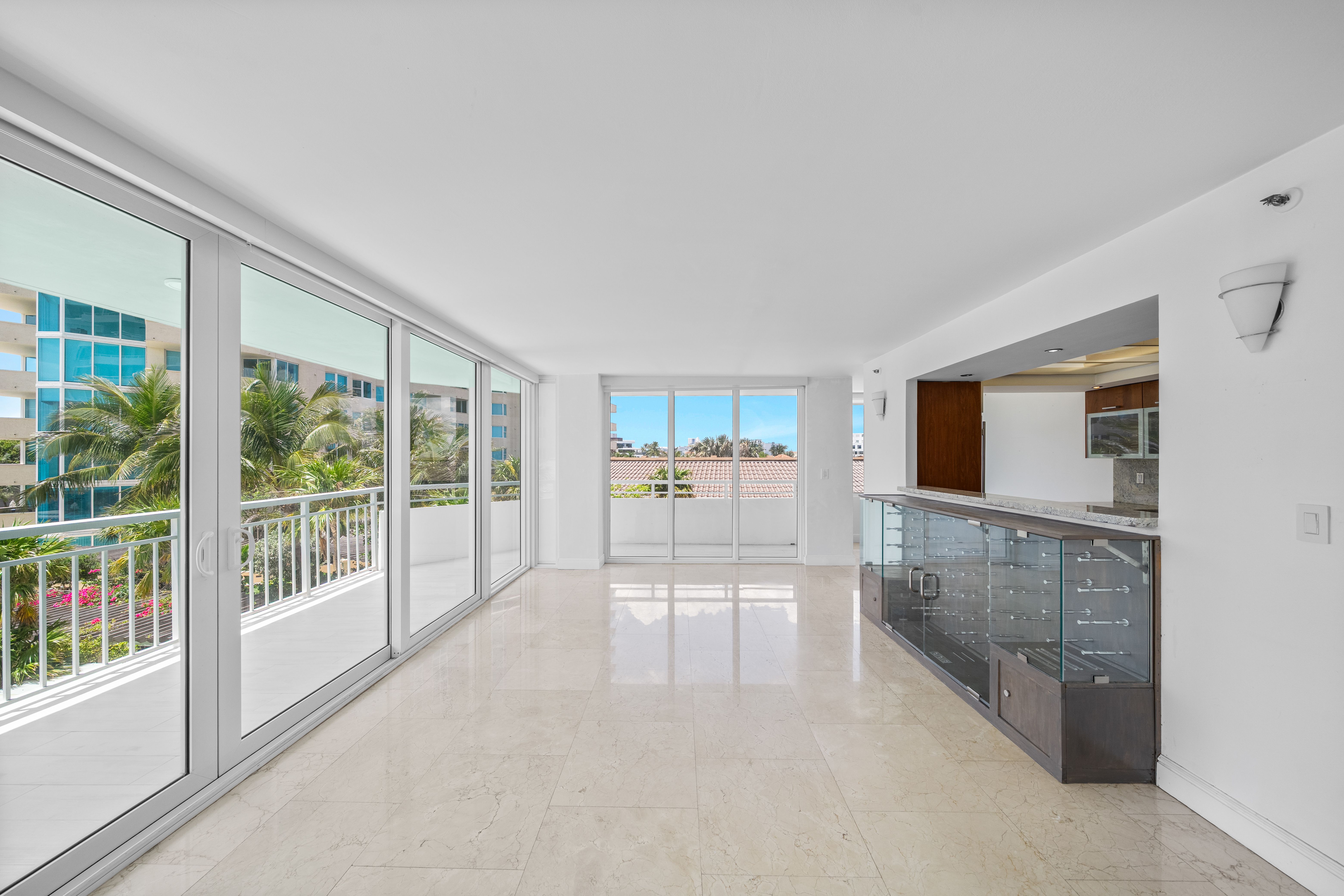 400 S Pointe Drive Miami Beach FL 33139
