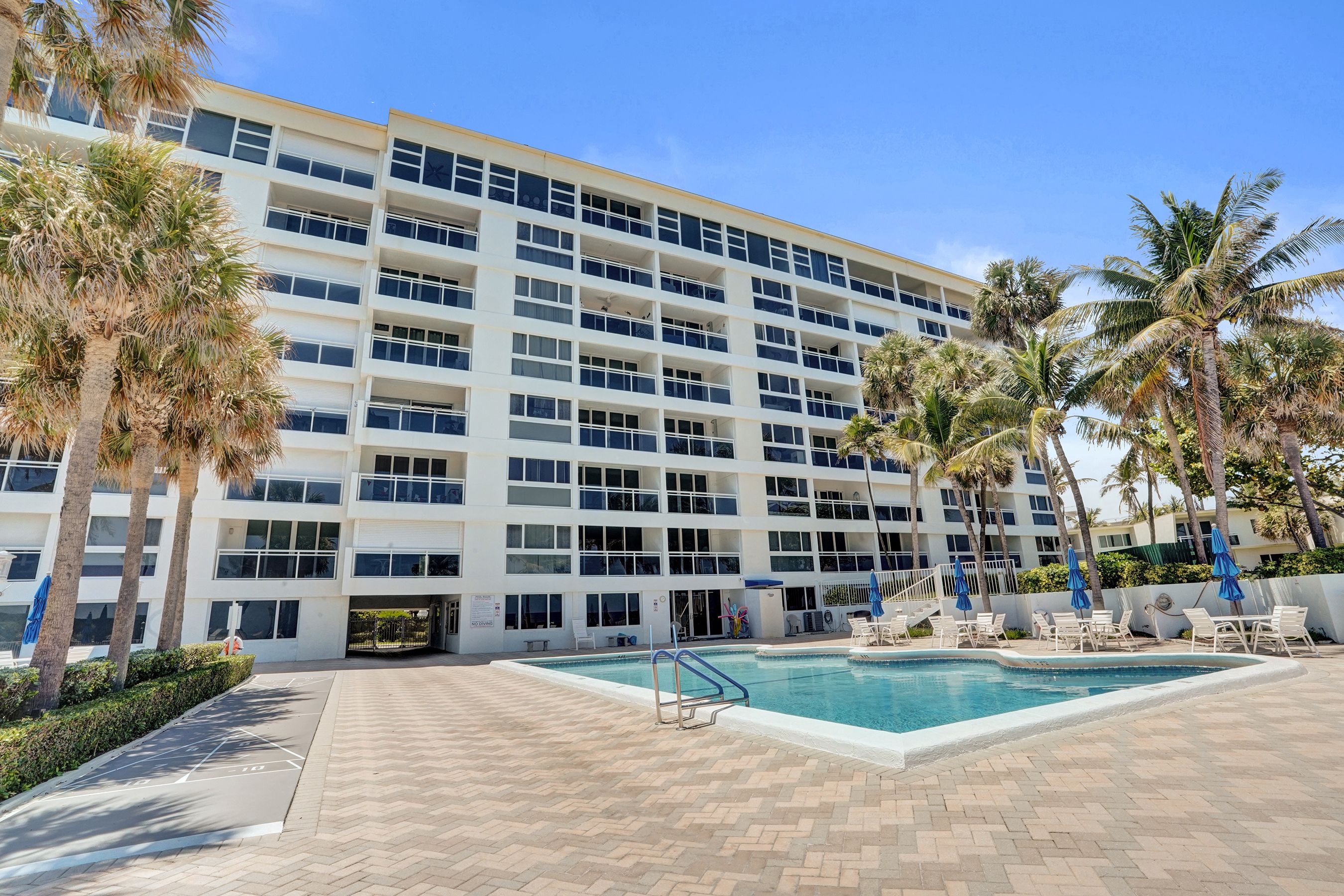 500 SE 21st Avenue Deerfield Beach FL 33441