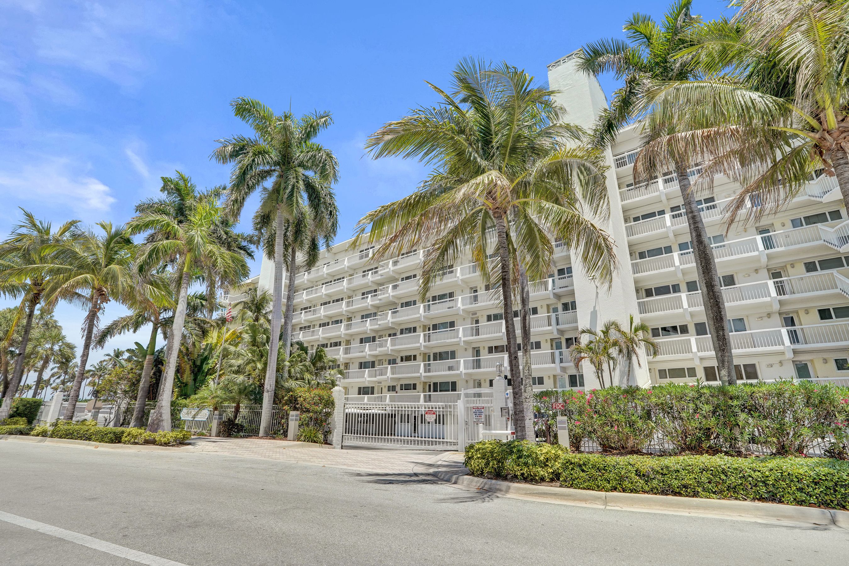 500 SE 21st Avenue Deerfield Beach FL 33441