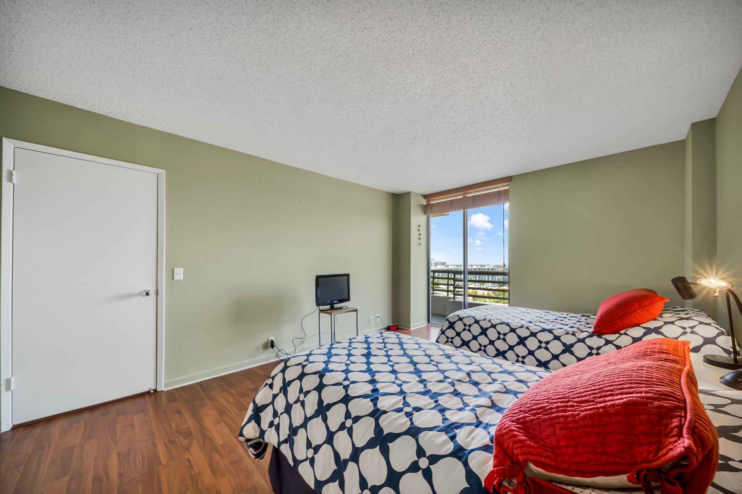 3300 NE 191st Street Aventura FL 33180