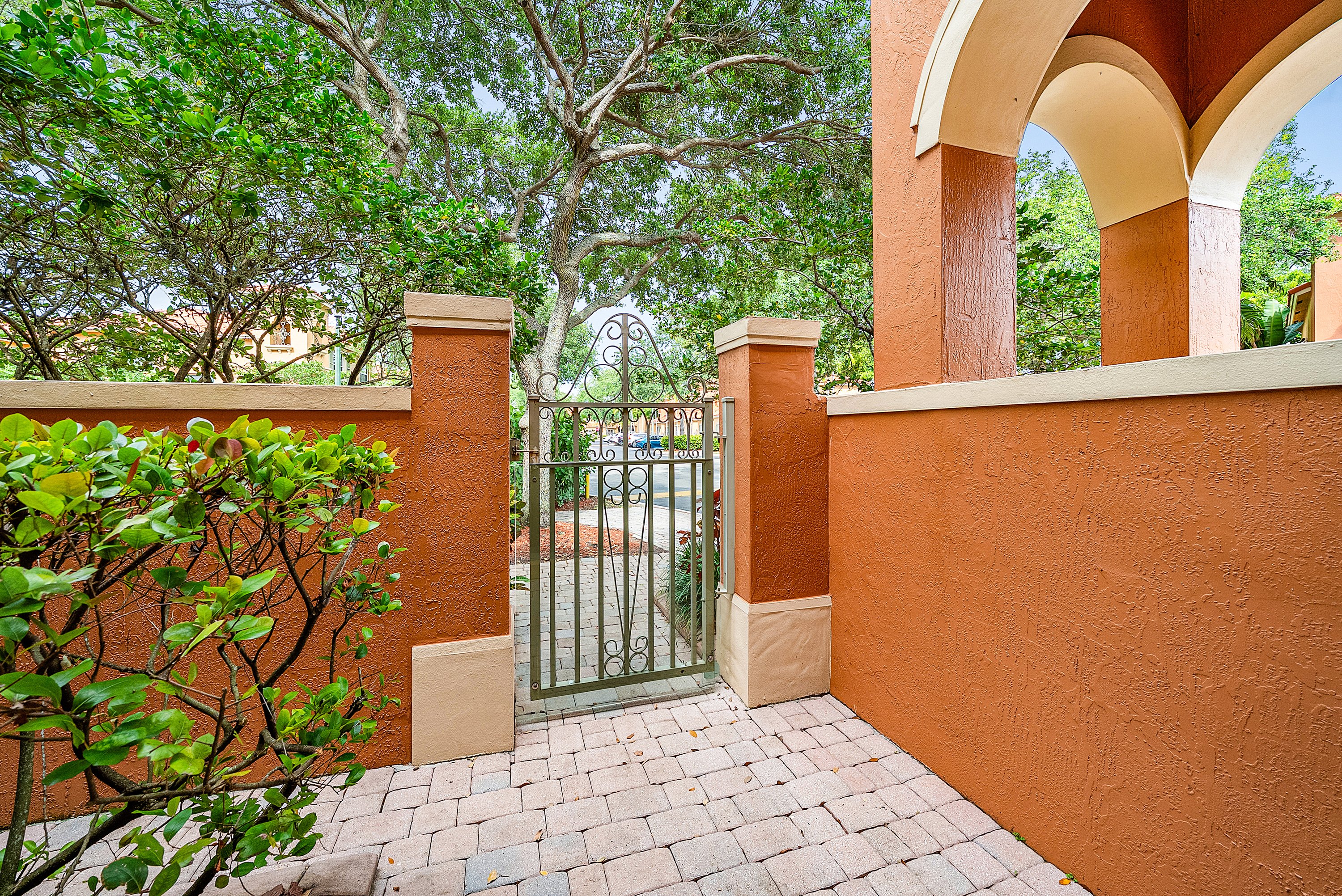 2280 Anchor Court Dania Beach FL 33312