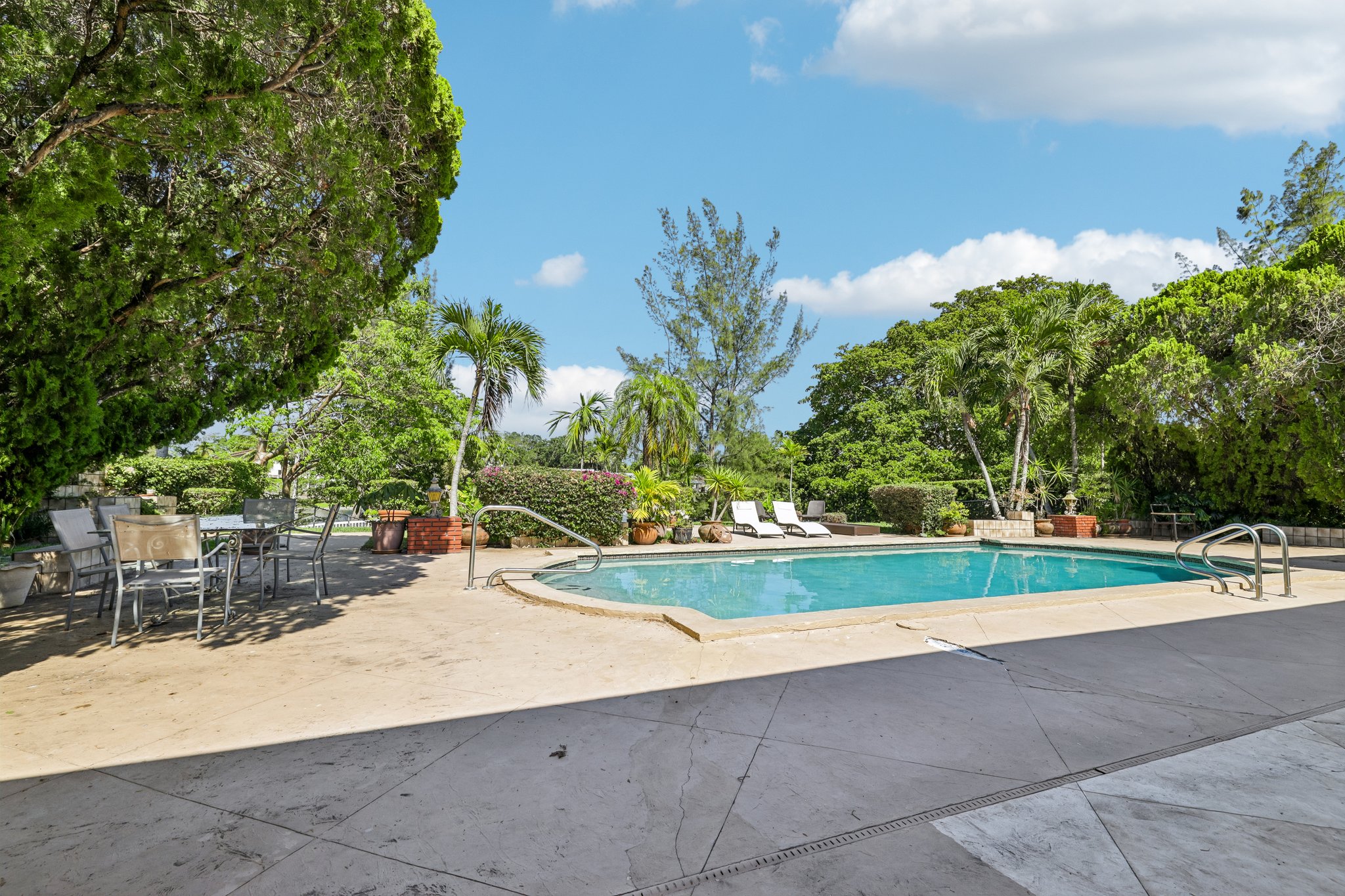 19805 NE 22nd Avenue Miami FL 33180