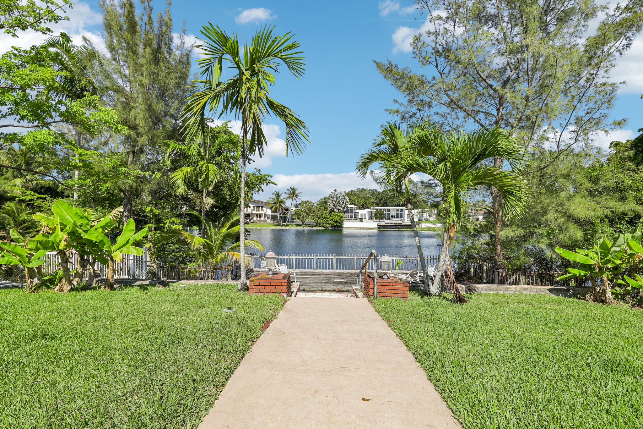 19805 NE 22nd Avenue Miami FL 33180