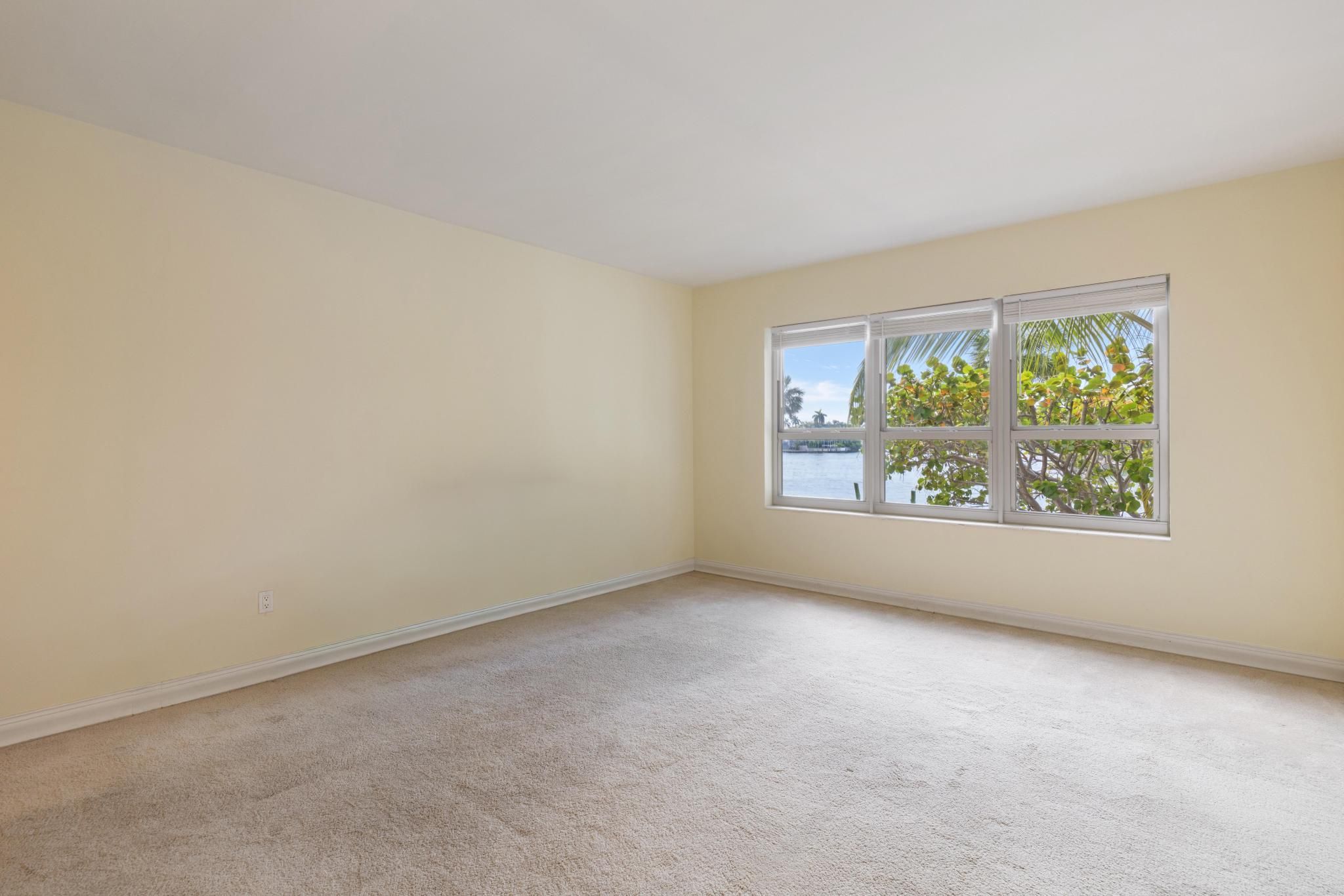9102 W Bay Harbor Drive Bay Harbor Islands FL 33154