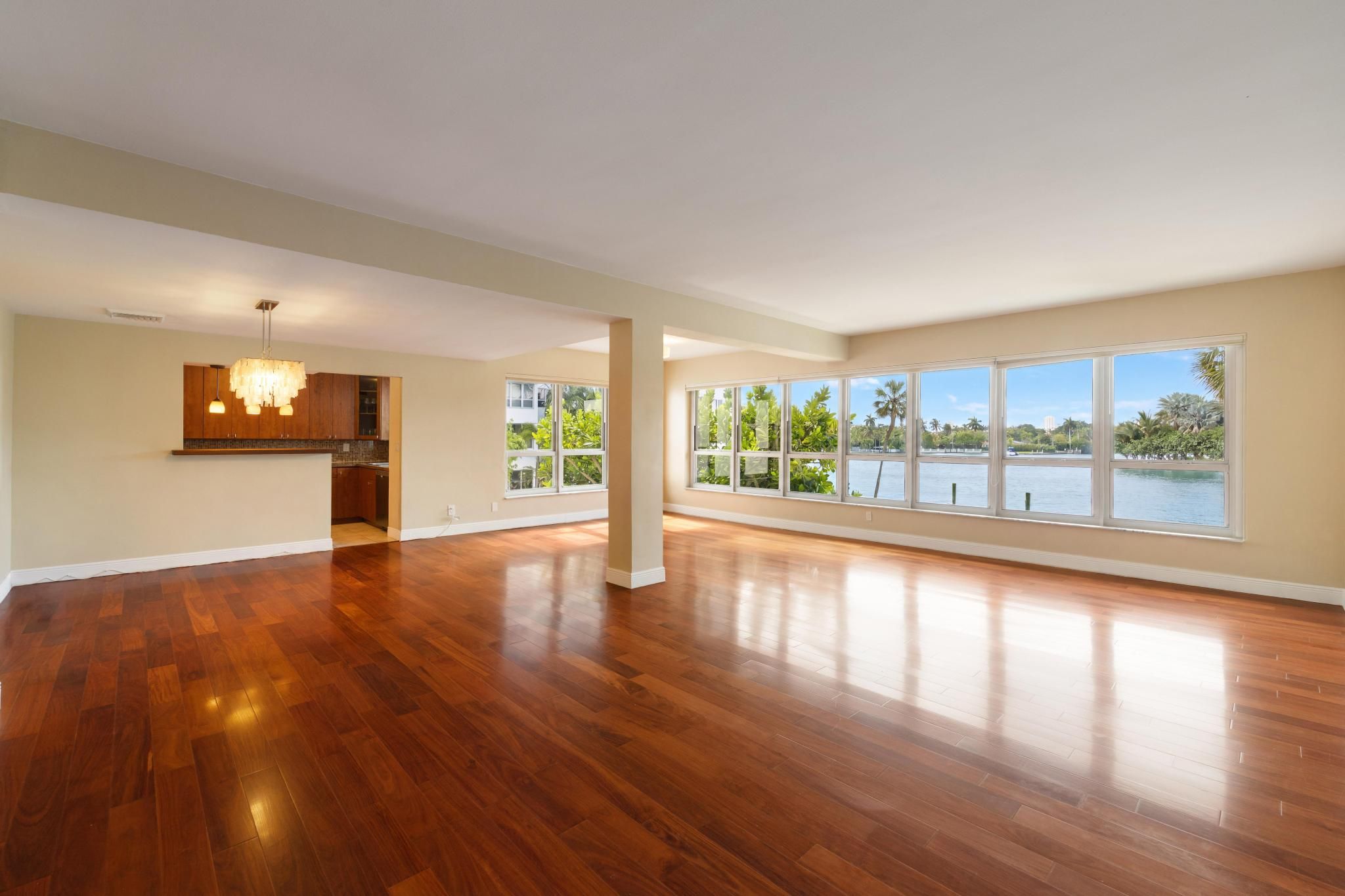 9102 W Bay Harbor Drive Bay Harbor Islands FL 33154