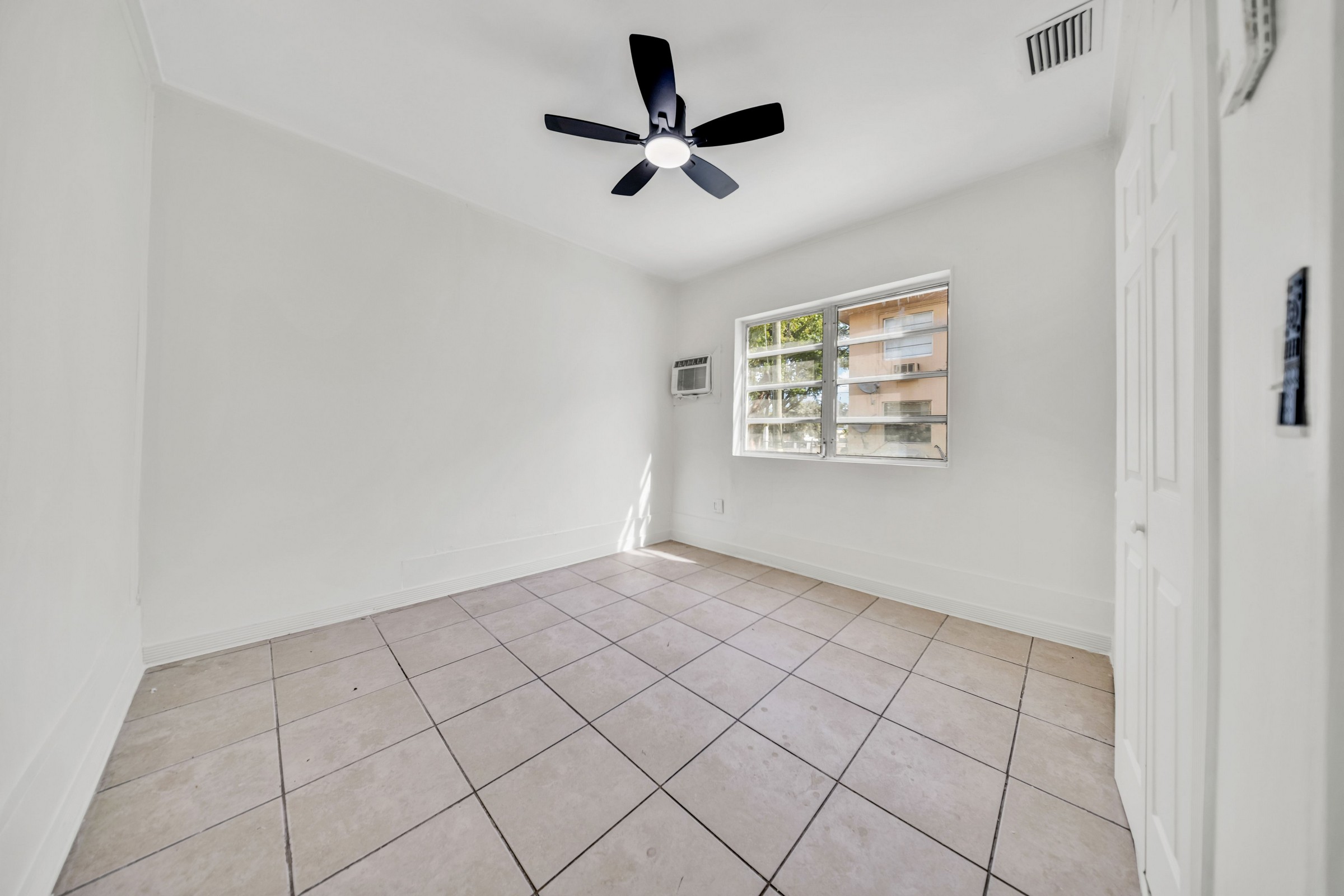 2744 SW 16th Terrace Miami FL 33145