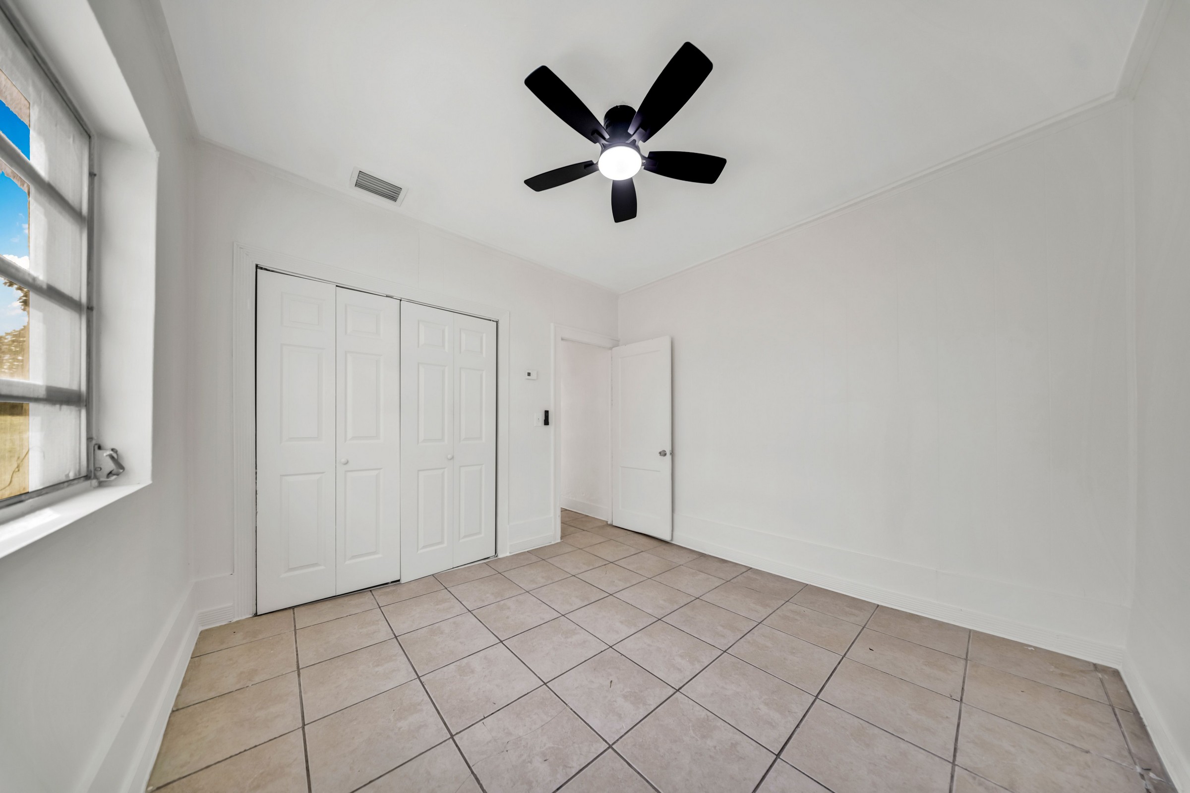 2744 SW 16th Terrace Miami FL 33145