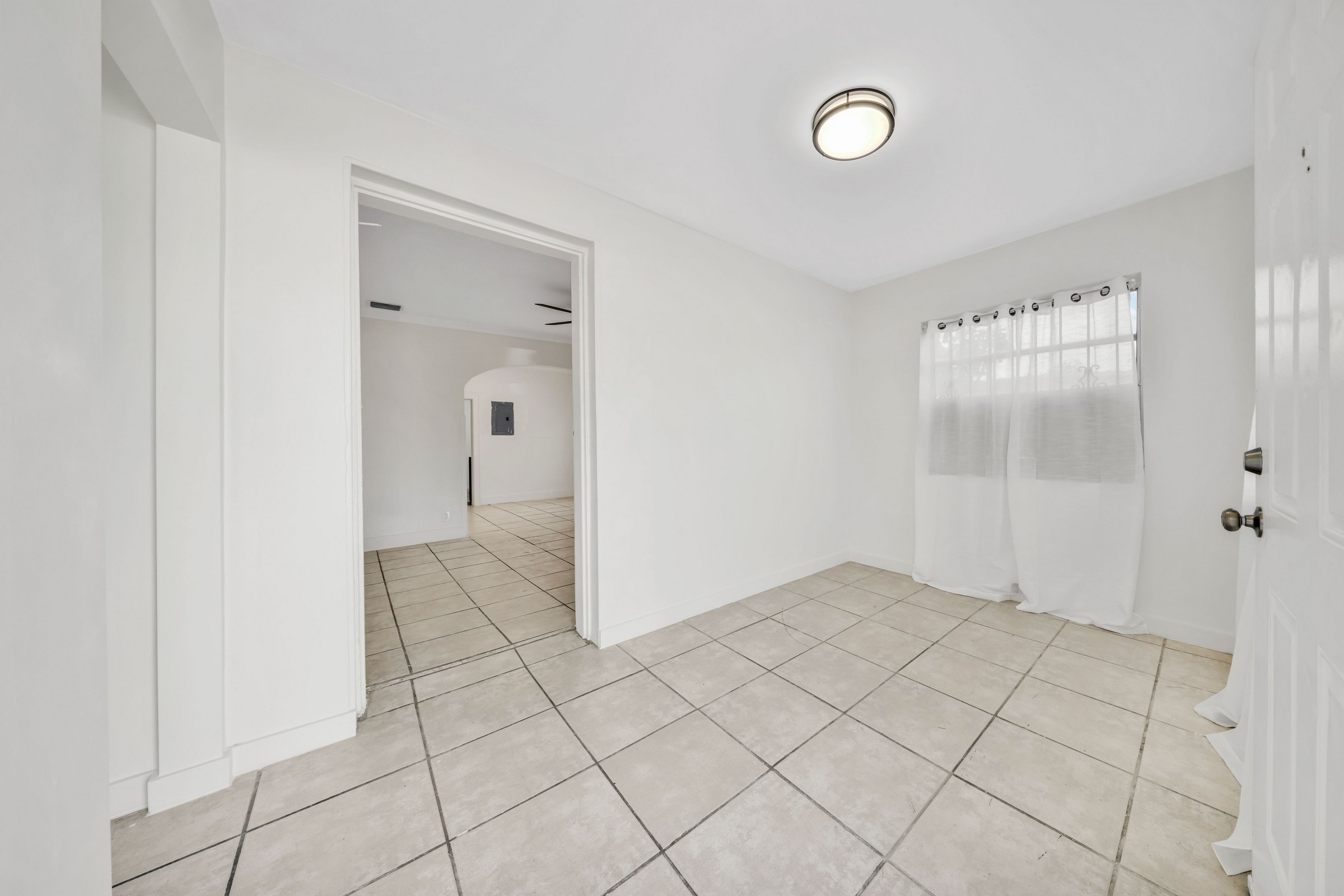2744 SW 16th Terrace Miami FL 33145
