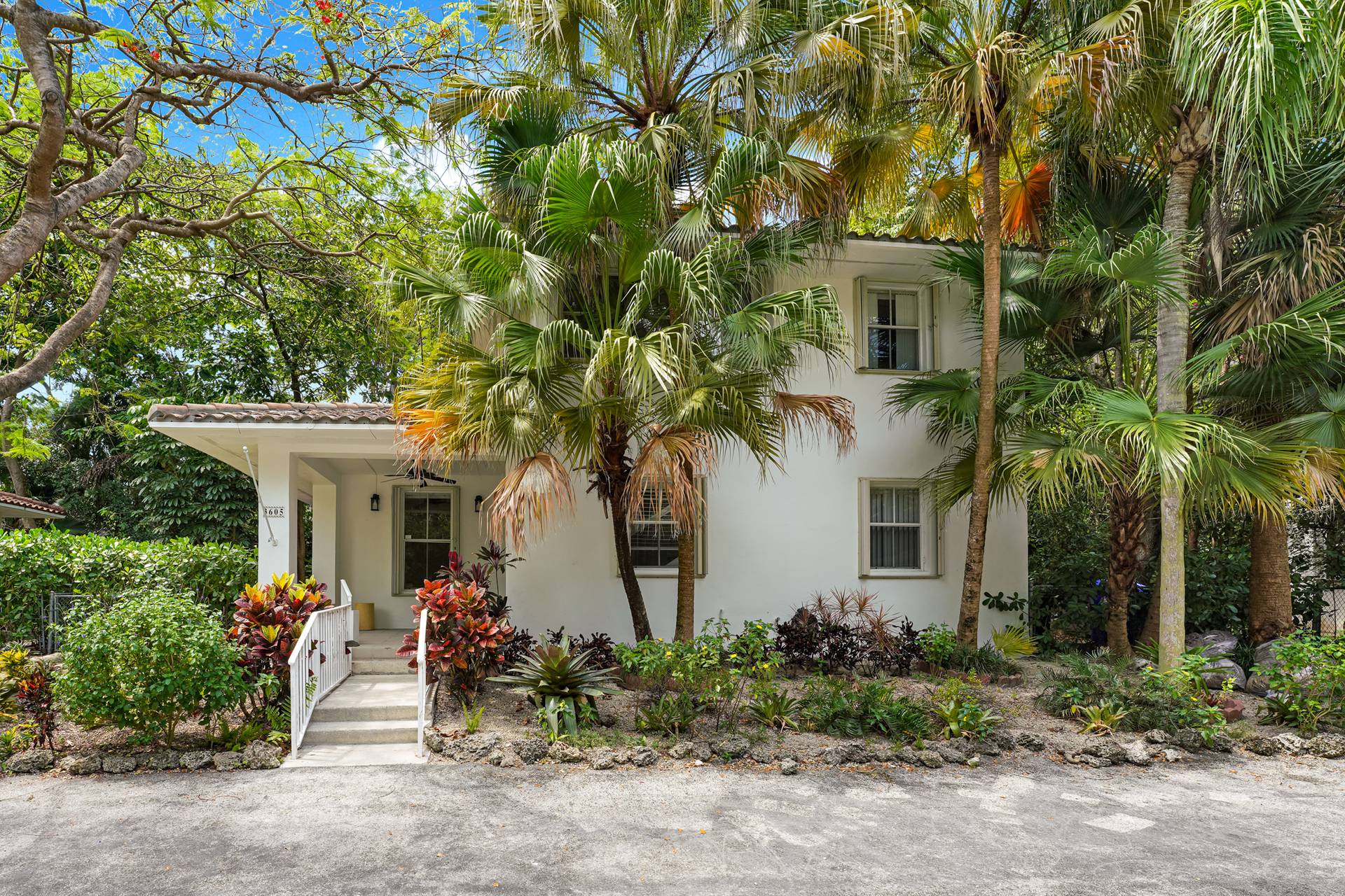 3605 SW 37 Avenue Coconut Grove FL 33133
