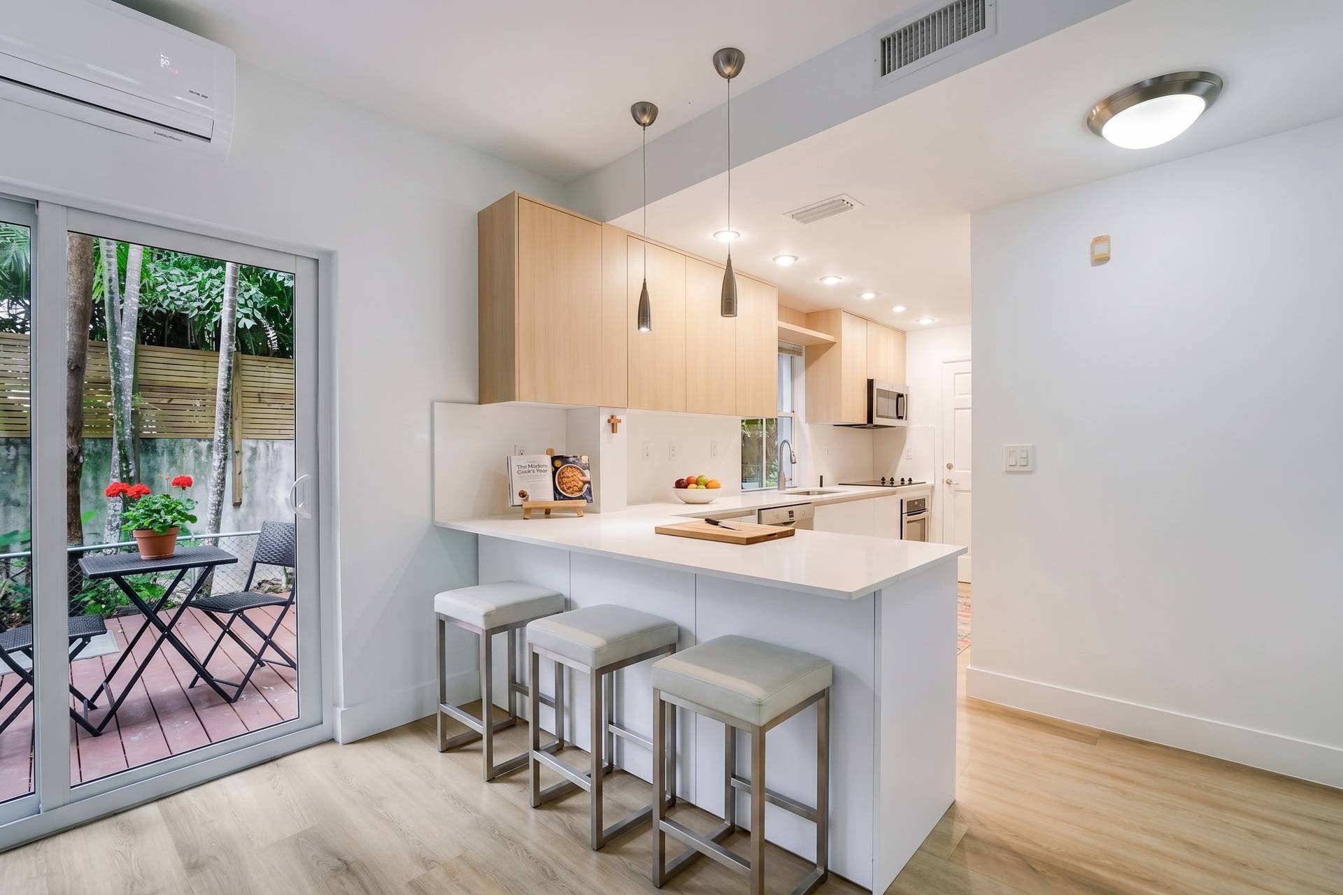 3605 SW 37 Avenue Coconut Grove FL 33133
