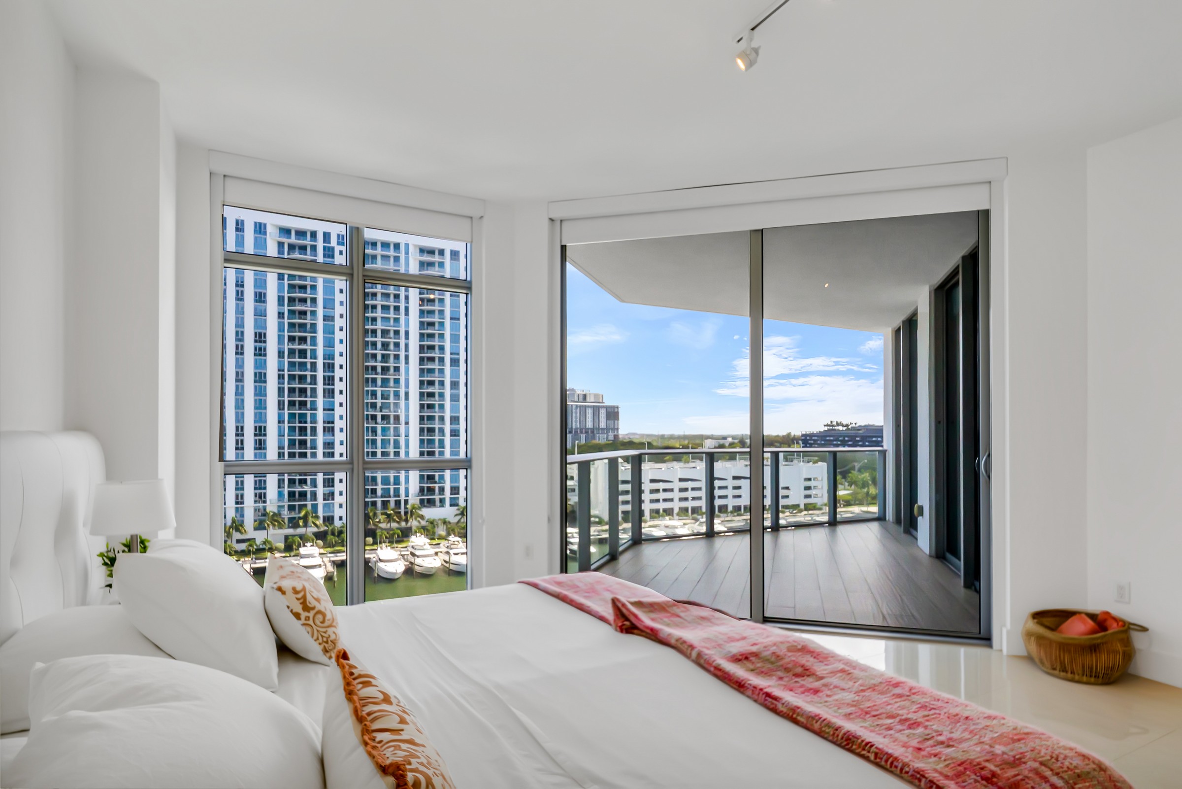 17301 Biscayne Boulevard North Miami Beach FL 33160