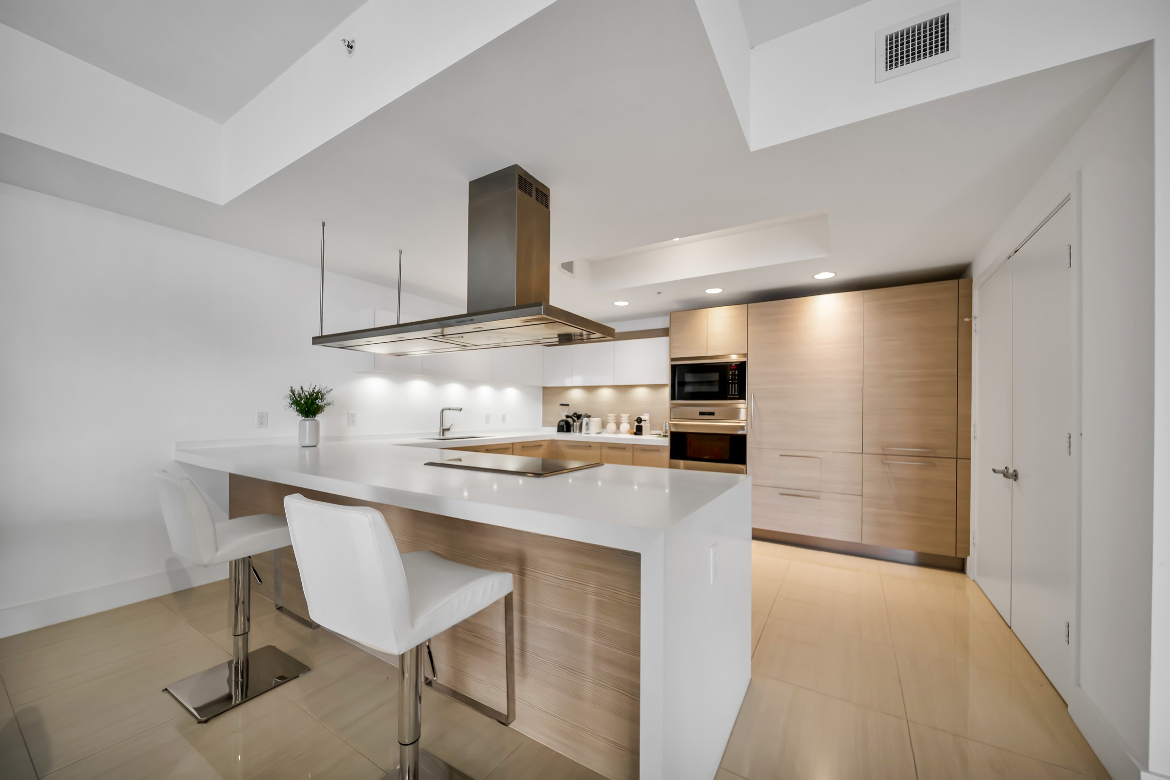 17301 Biscayne Boulevard North Miami Beach FL 33160