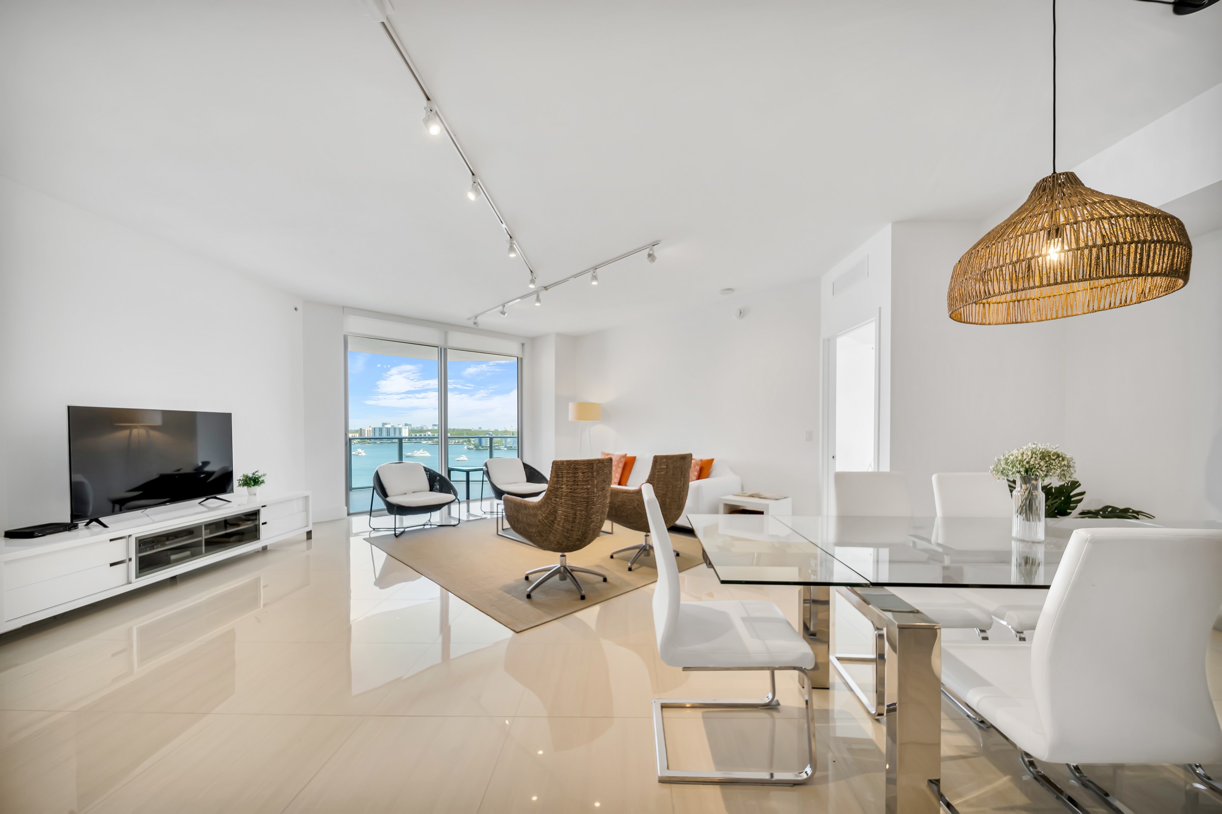 17301 Biscayne Boulevard North Miami Beach FL 33160